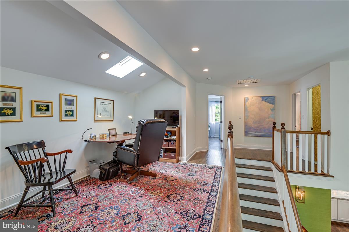 THE MEADOWS OF GREEN SPRING - Residential