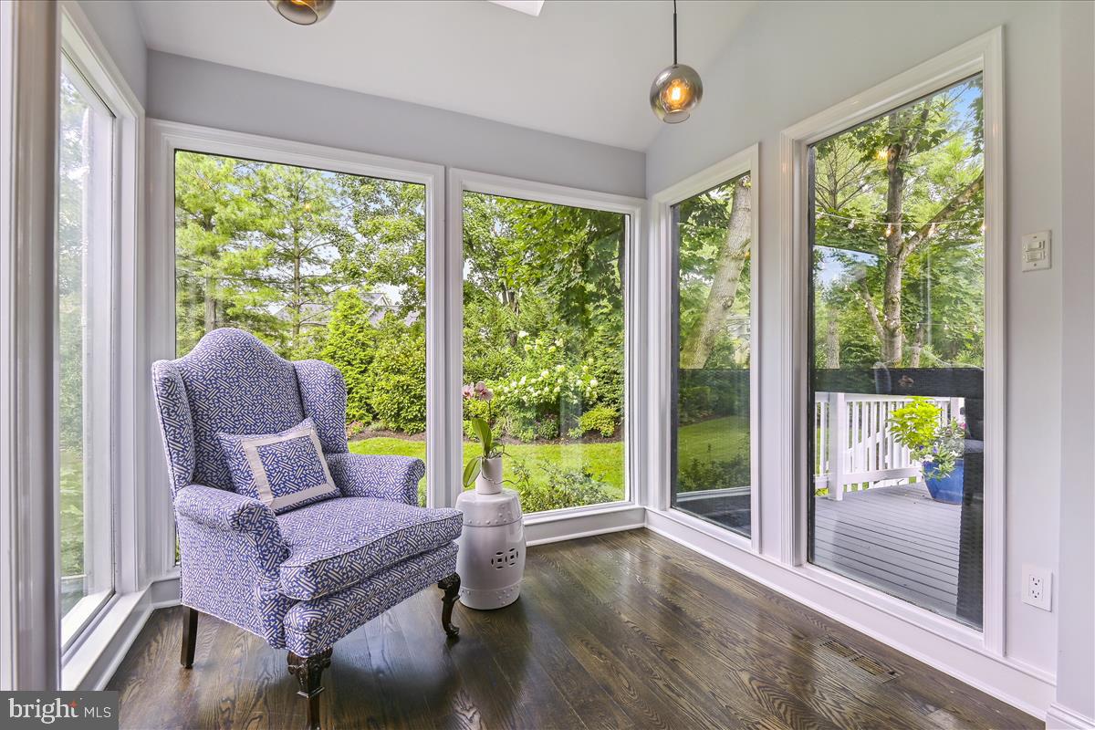 THE MEADOWS OF GREEN SPRING - Residential