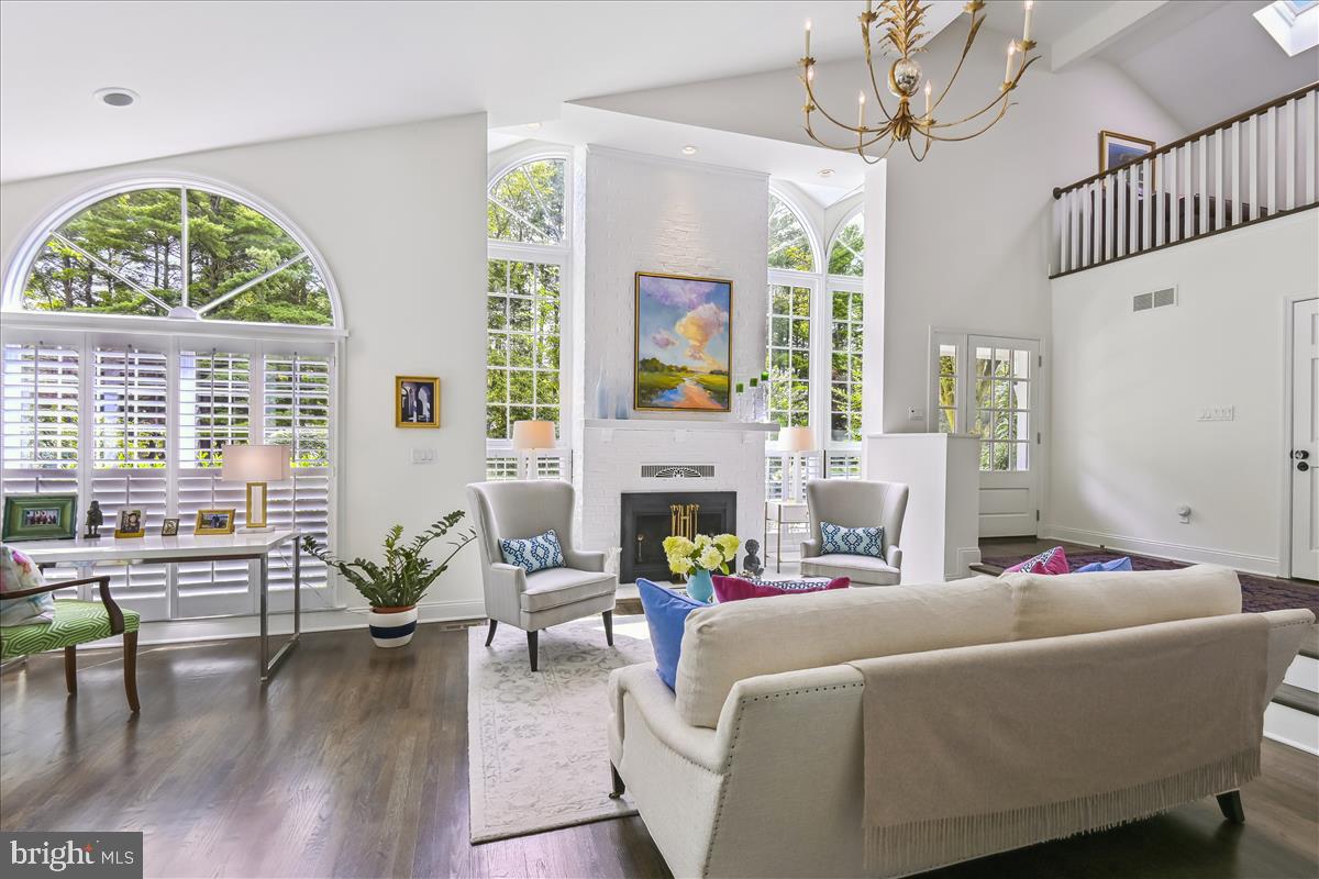 THE MEADOWS OF GREEN SPRING - Residential