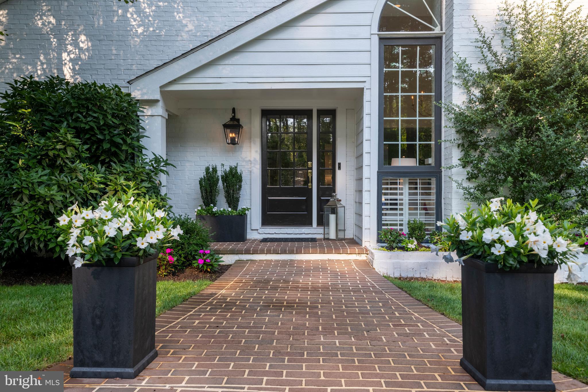 THE MEADOWS OF GREEN SPRING - Residential