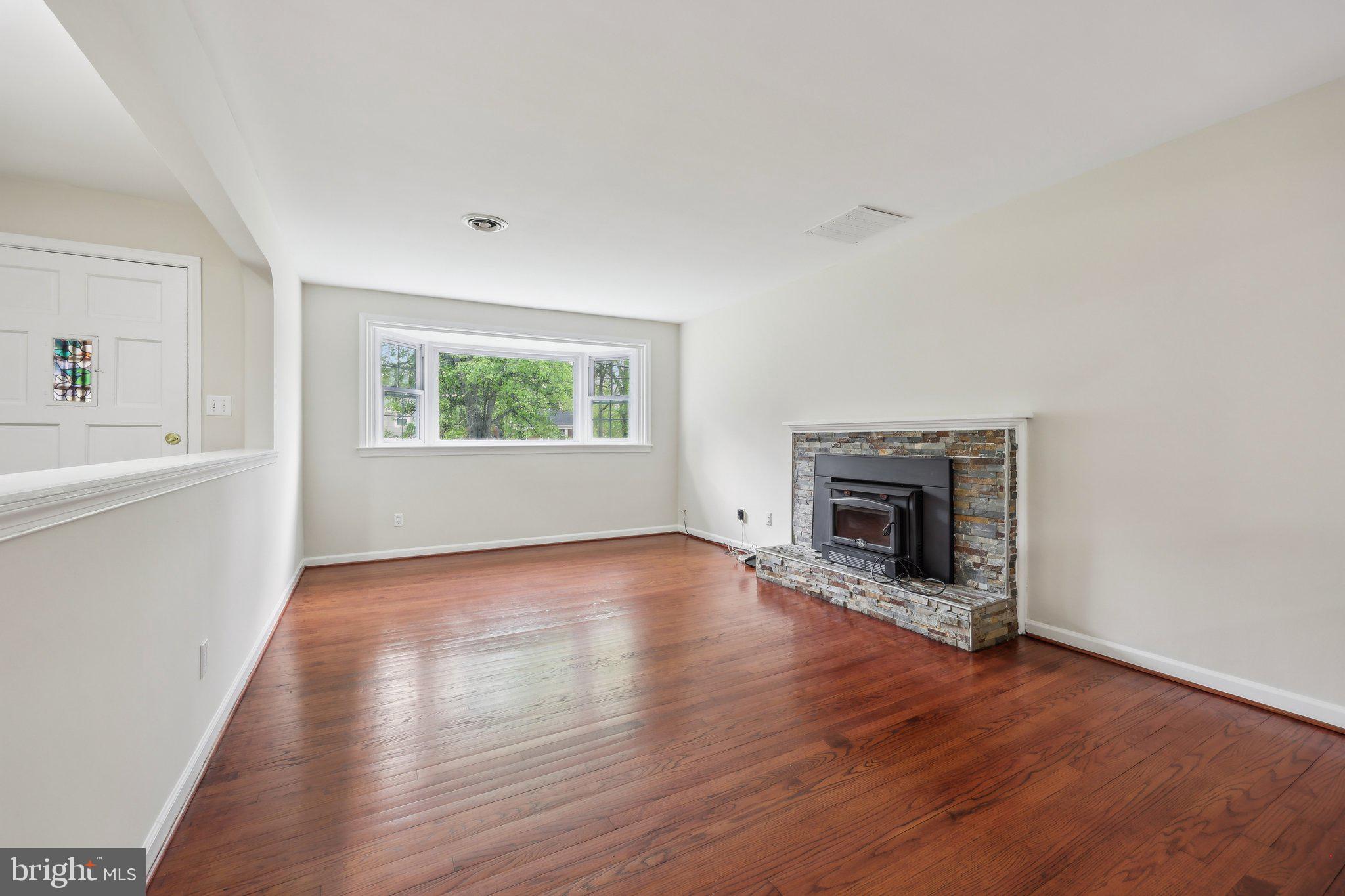 SHERWOOD FOREST - Residential