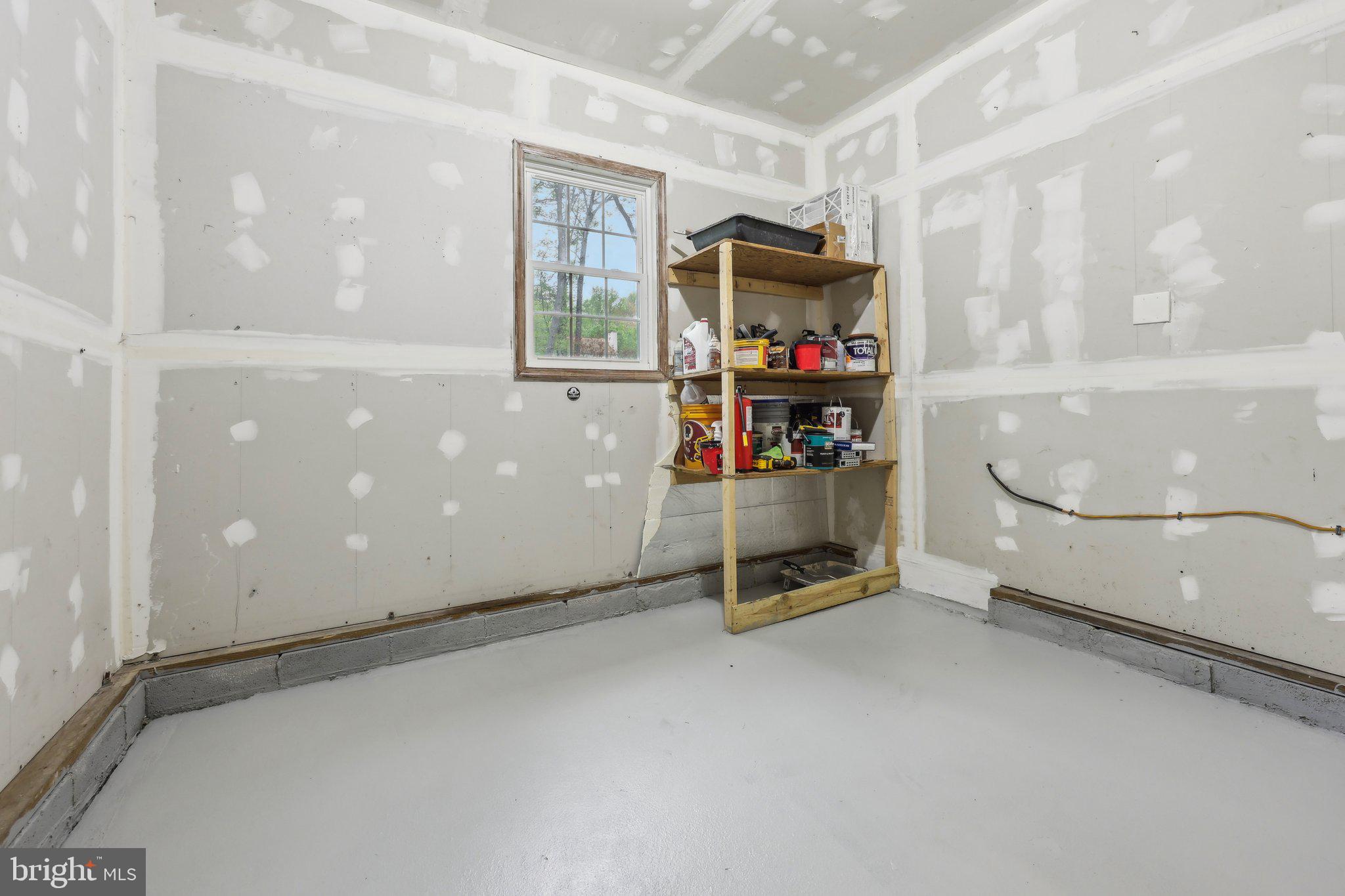 SHERWOOD FOREST - Residential