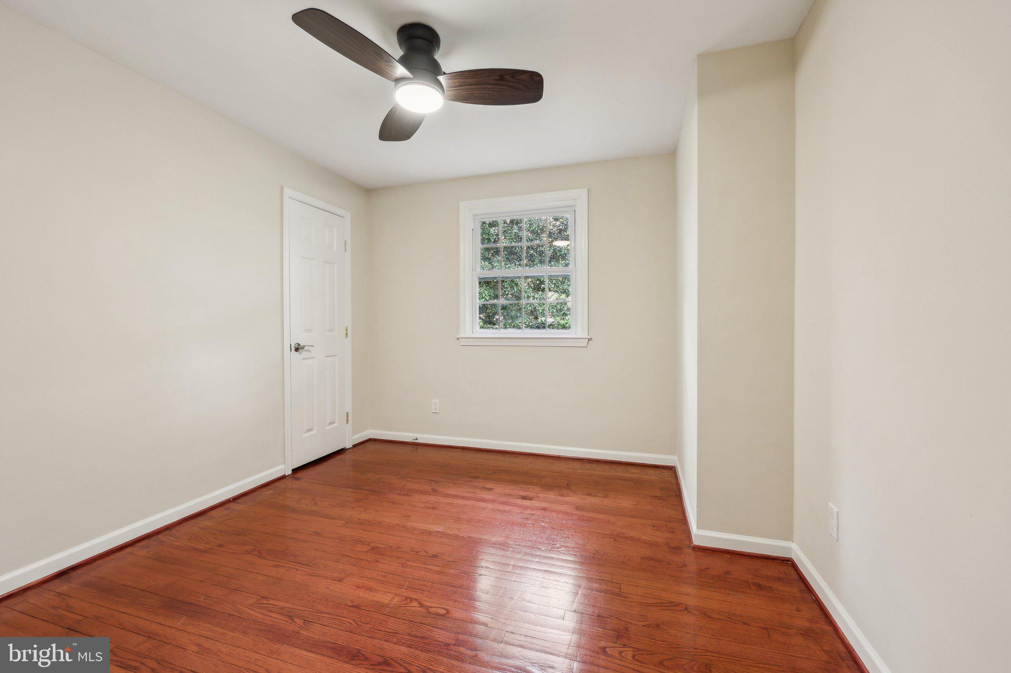 SHERWOOD FOREST - Residential