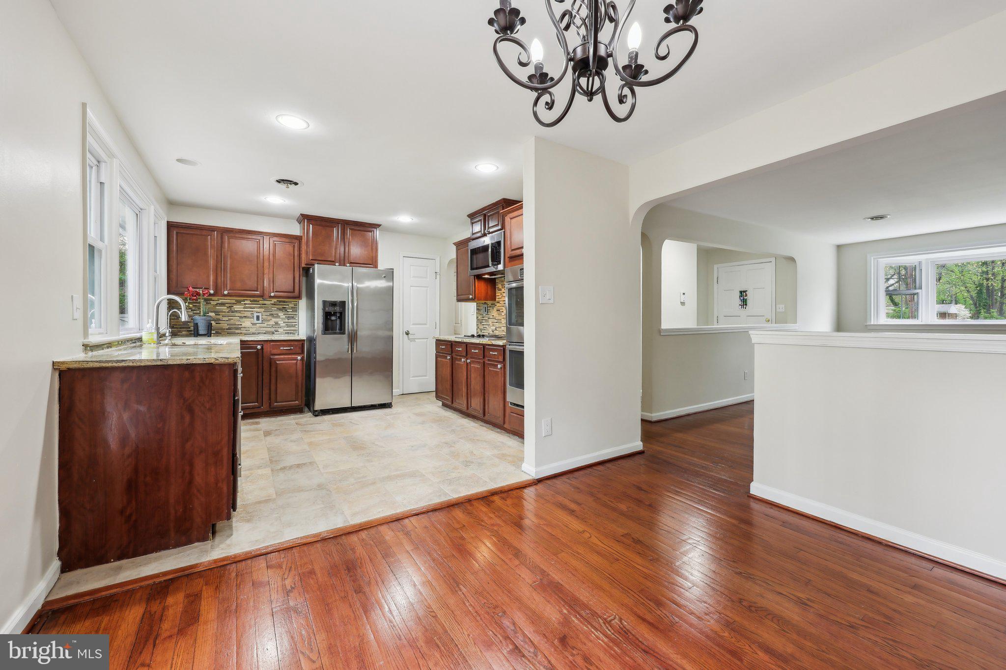 SHERWOOD FOREST - Residential