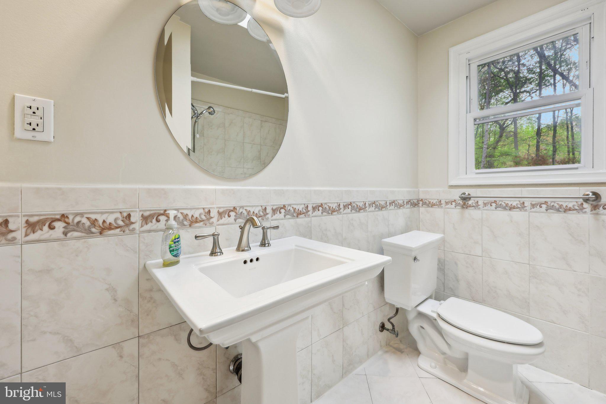 SHERWOOD FOREST - Residential