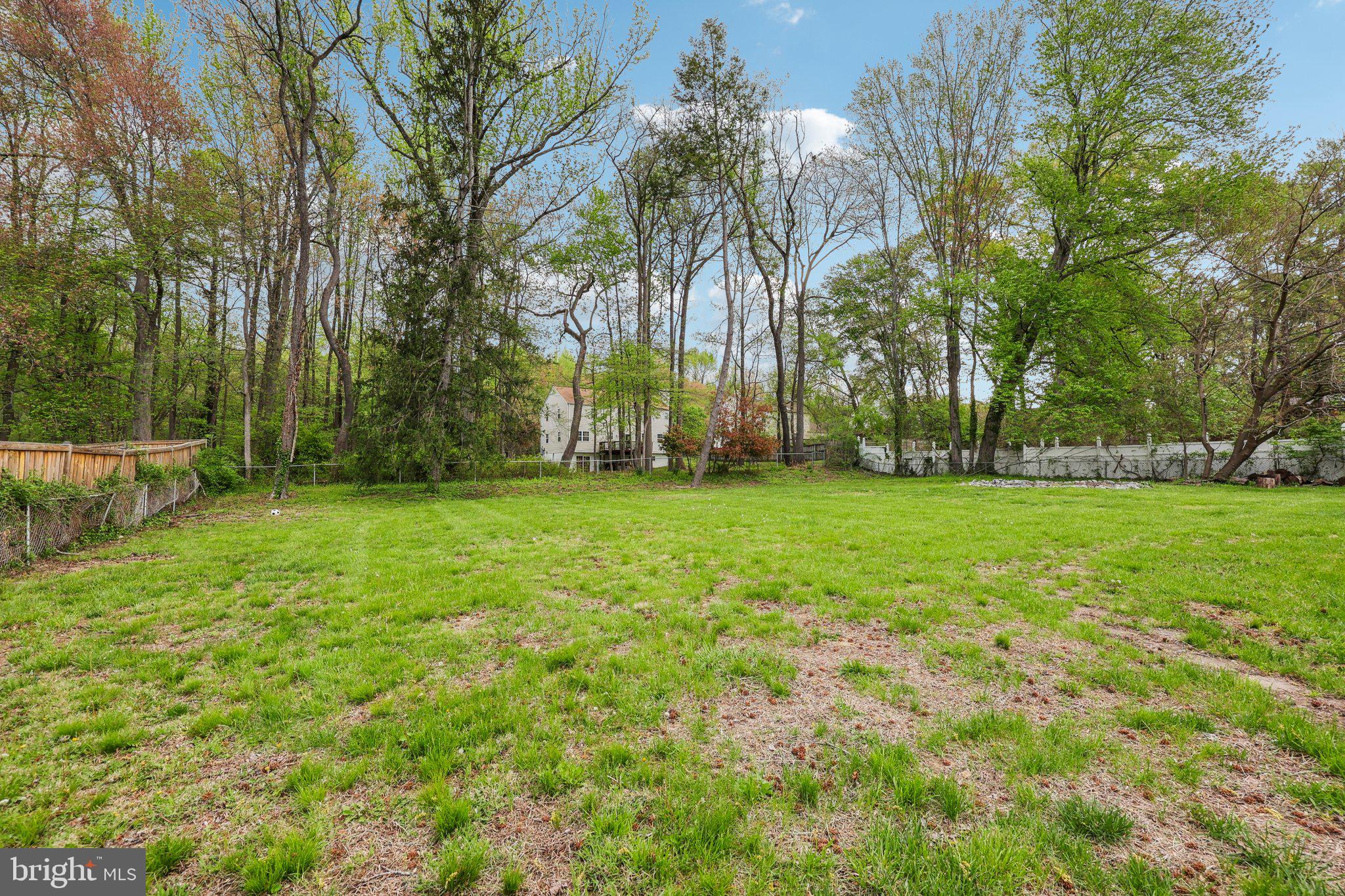 SHERWOOD FOREST - Residential