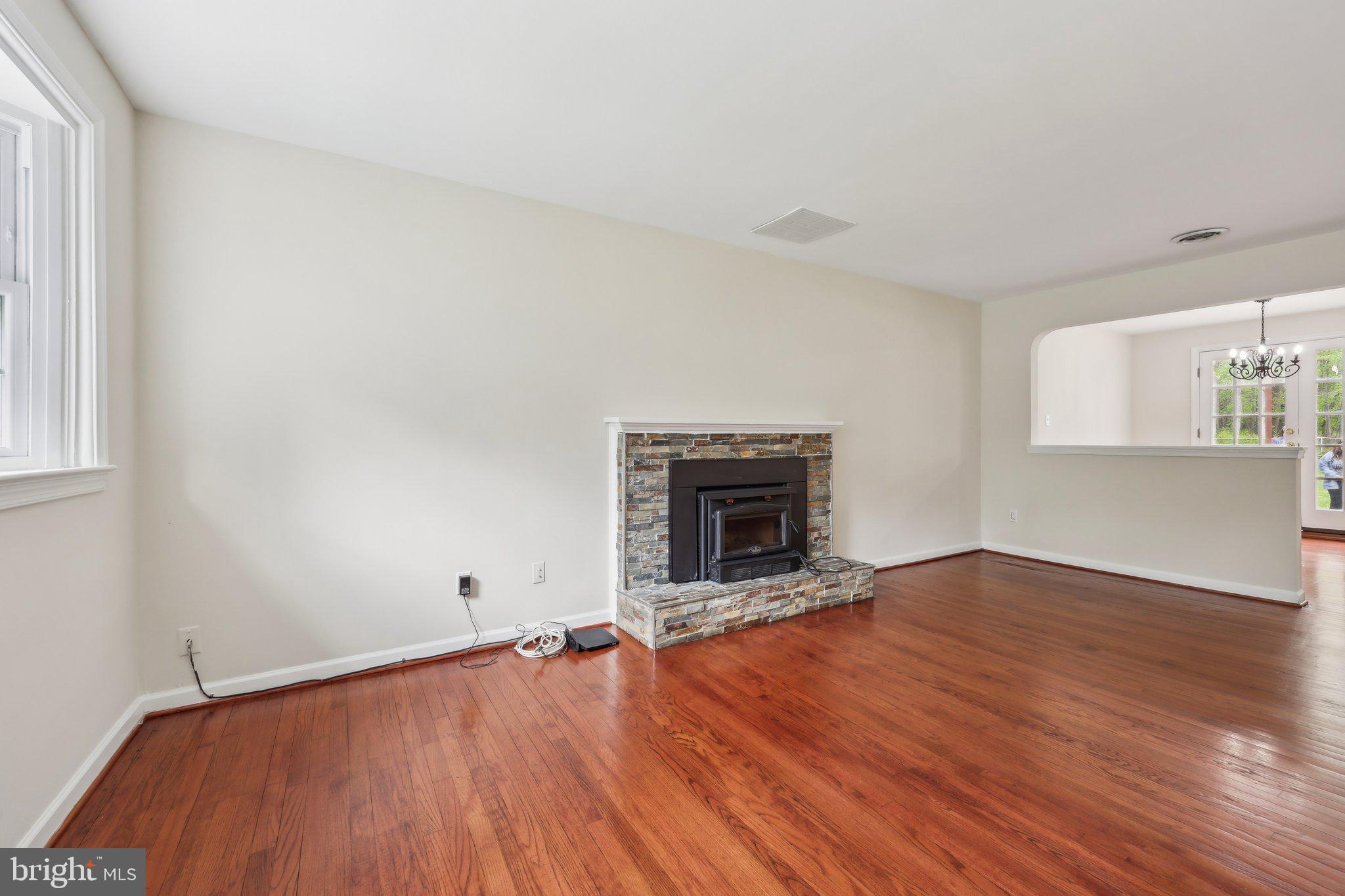 SHERWOOD FOREST - Residential