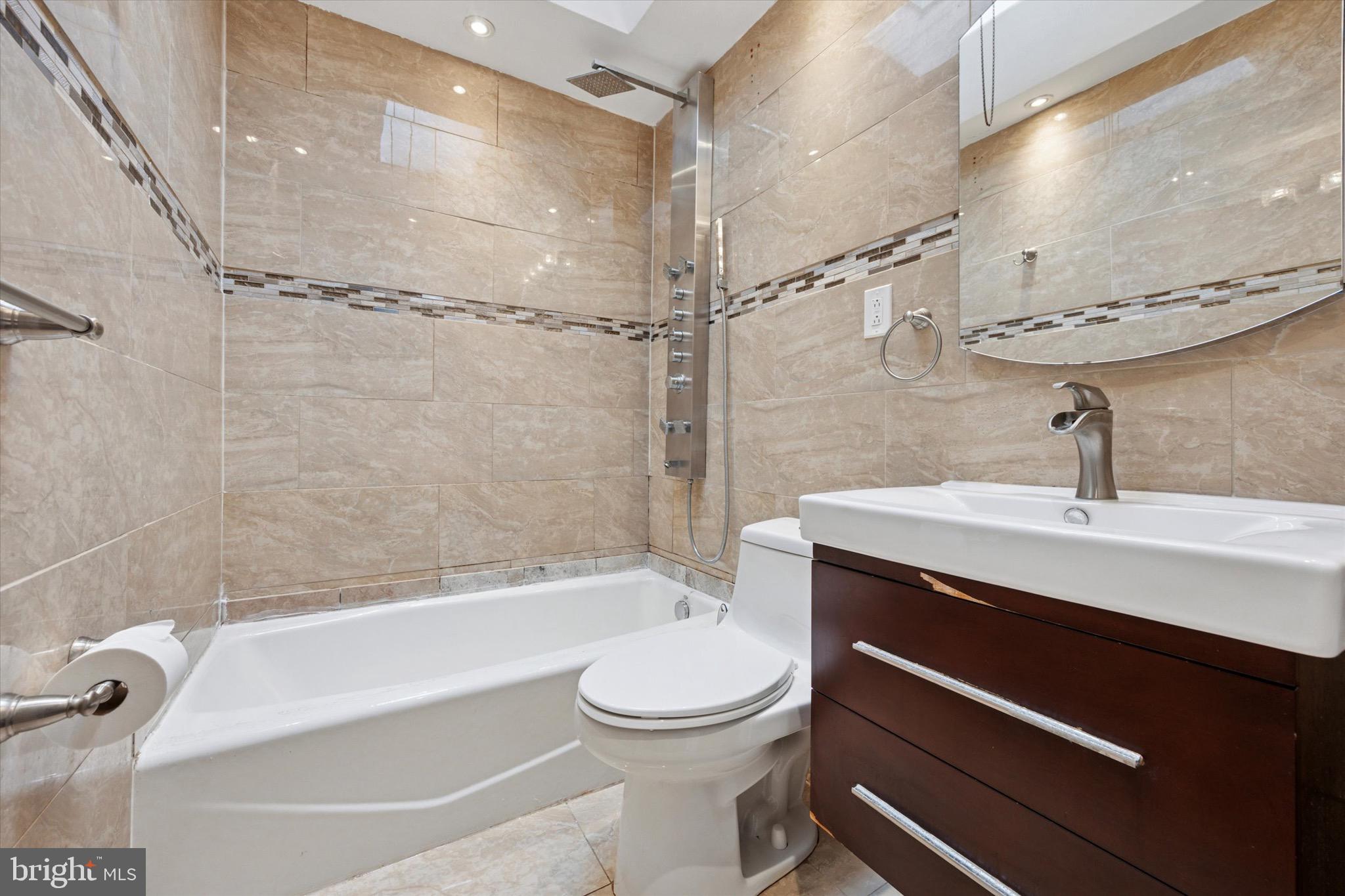 DREXEL HILL - Residential