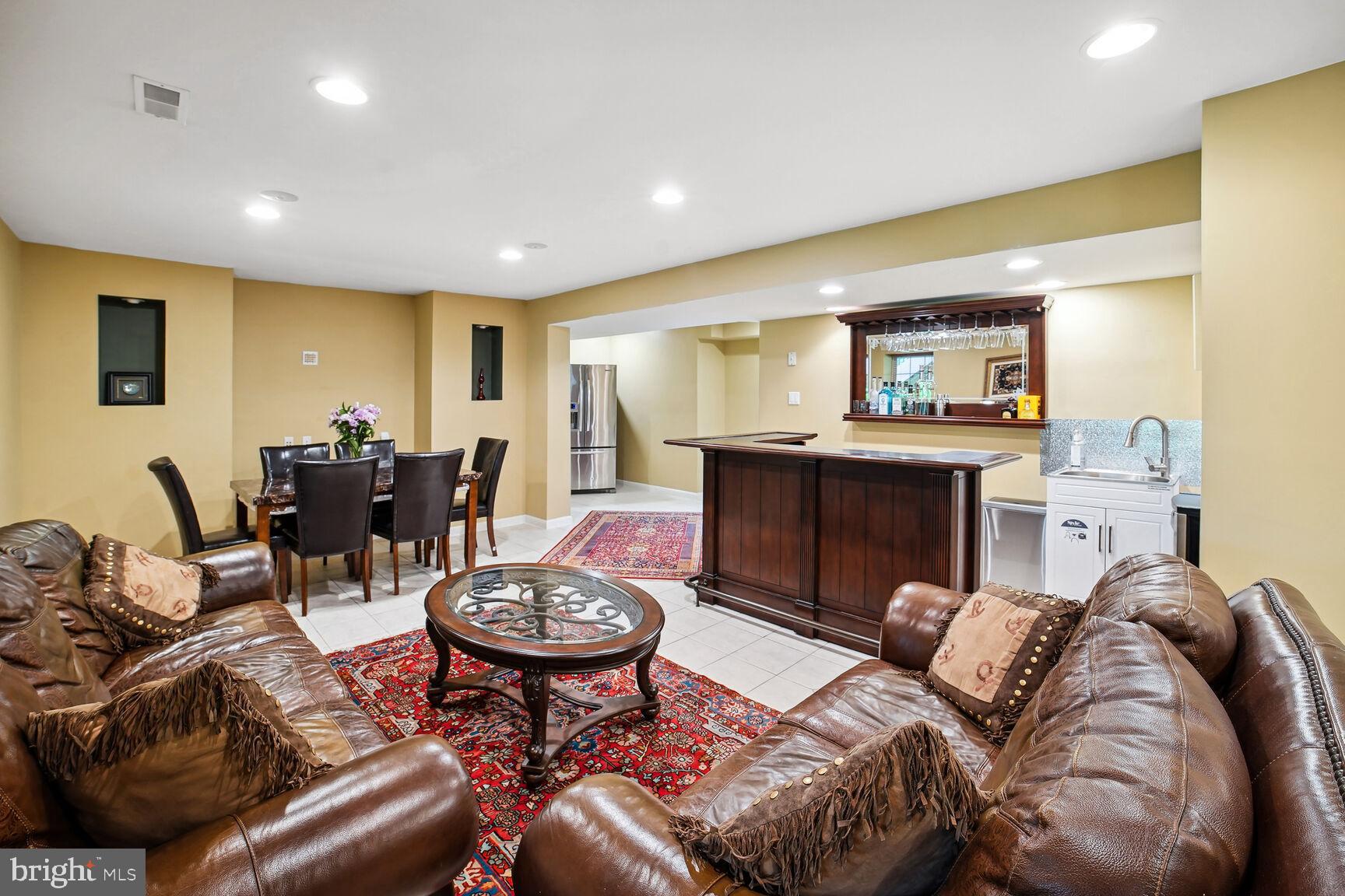 POINTERS OVERLOOK - Residential