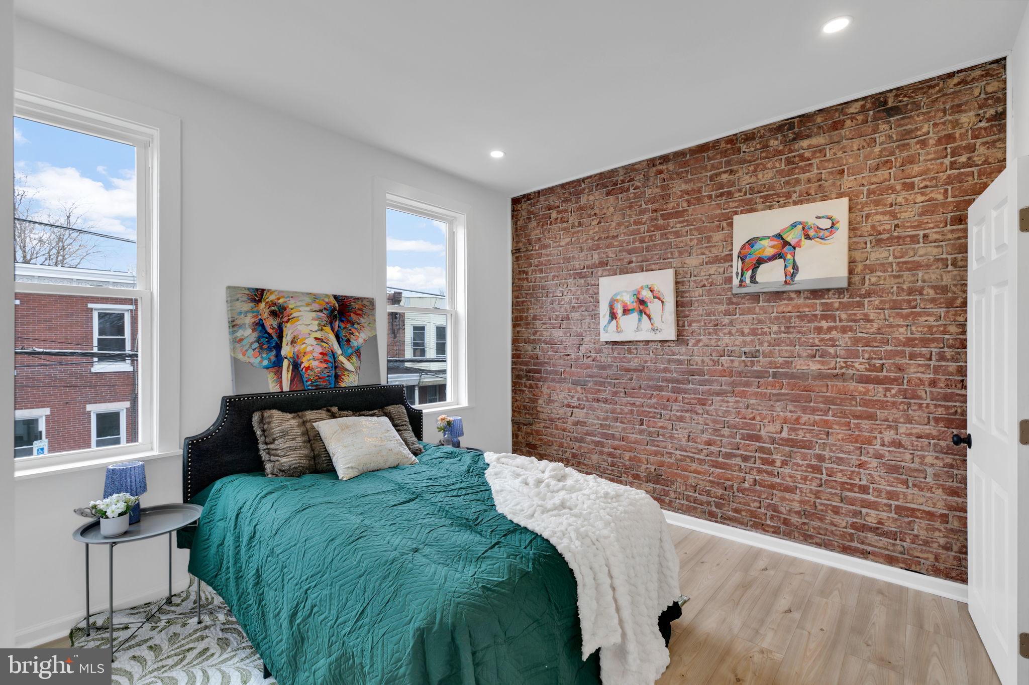 PORT RICHMOND - Residential