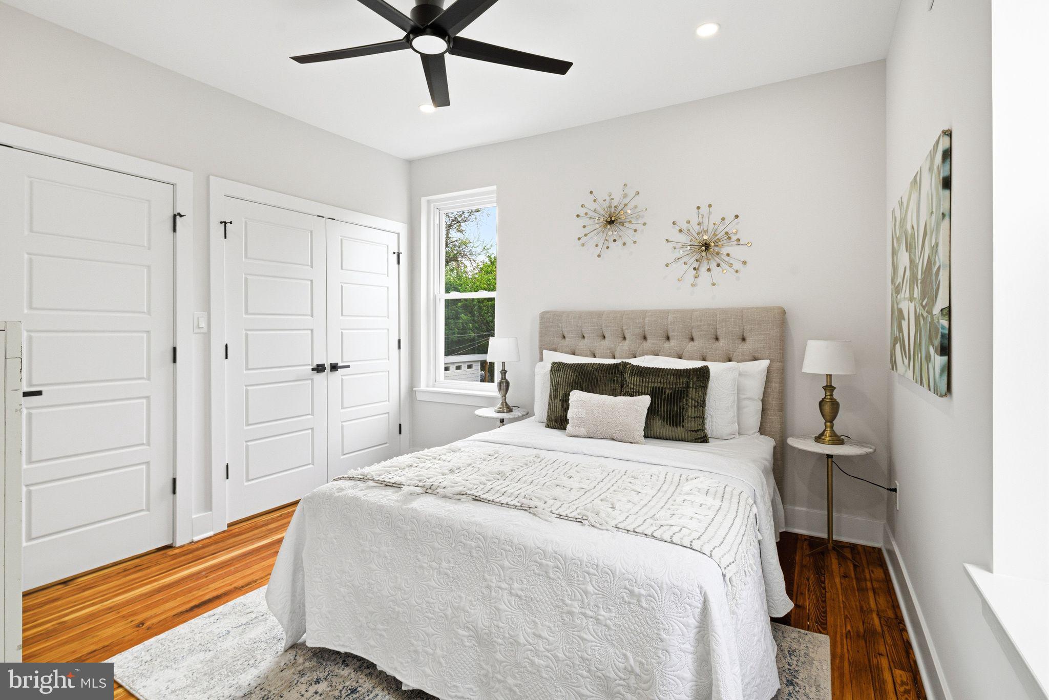 ROXBOROUGH - Residential