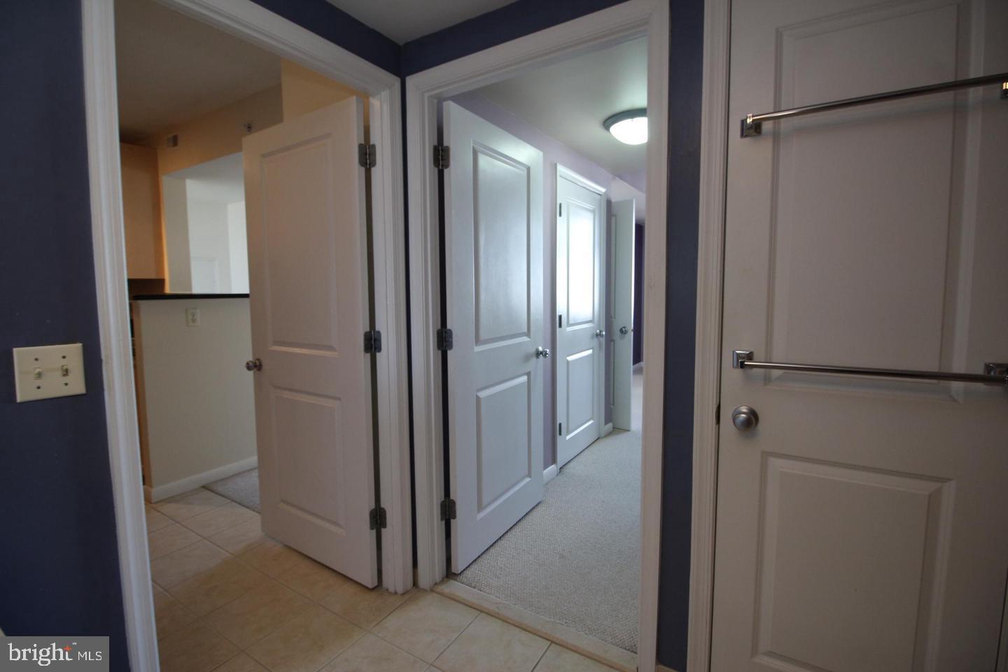 CONTINENTAL - Residential Lease