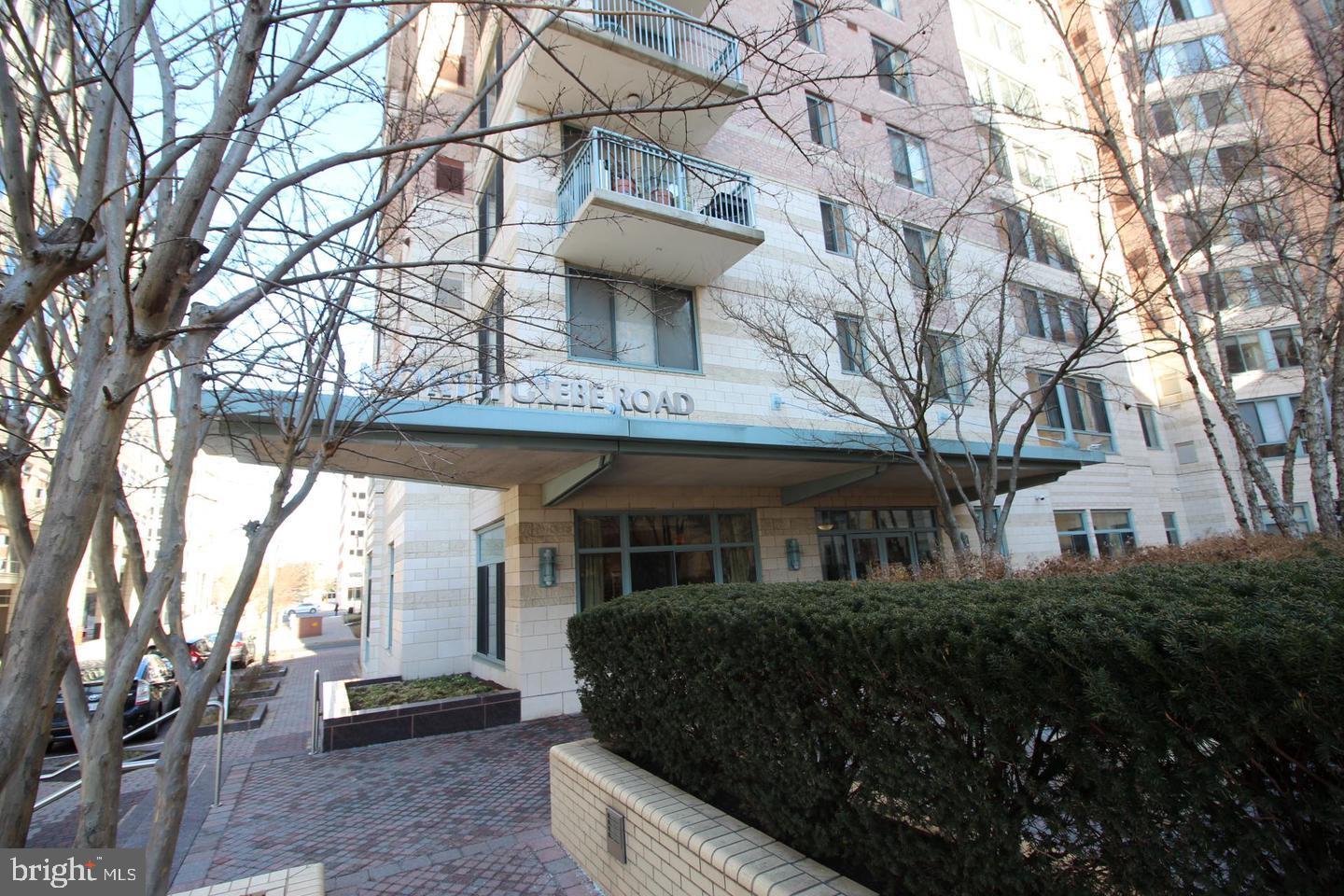 CONTINENTAL - Residential Lease