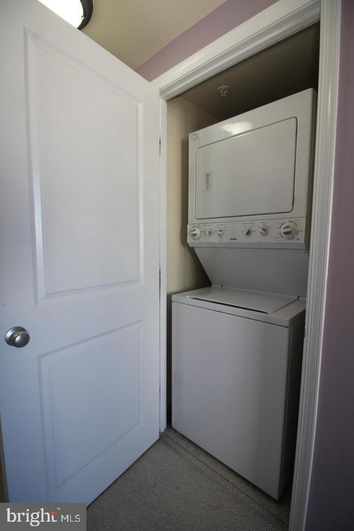 CONTINENTAL - Residential Lease