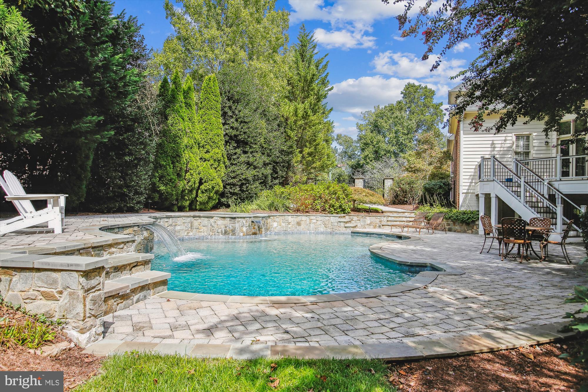 WILLOW CREEK ESTATES - Residential