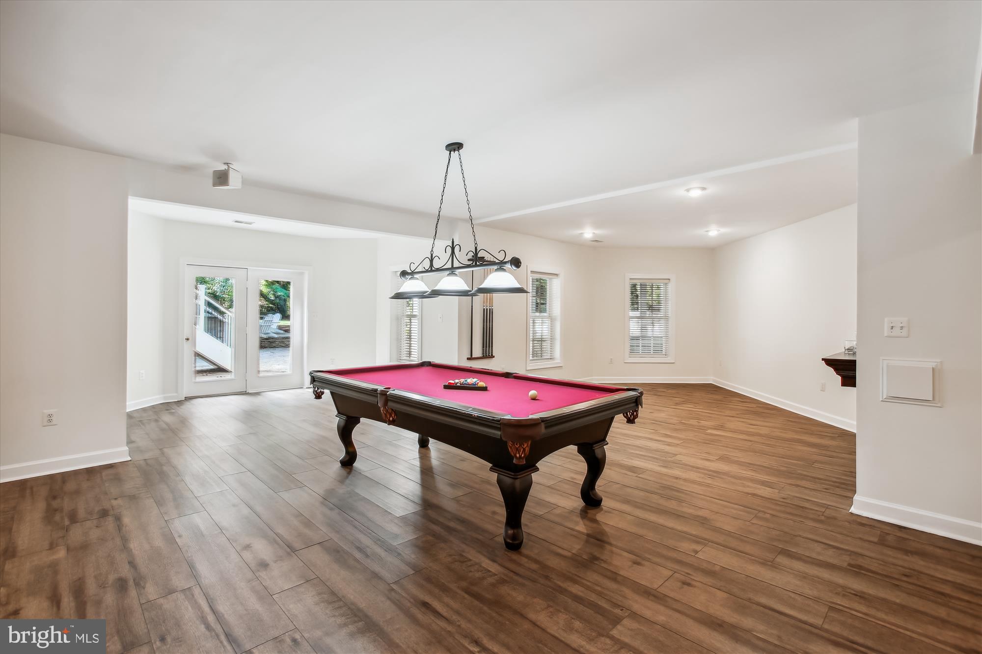 WILLOW CREEK ESTATES - Residential