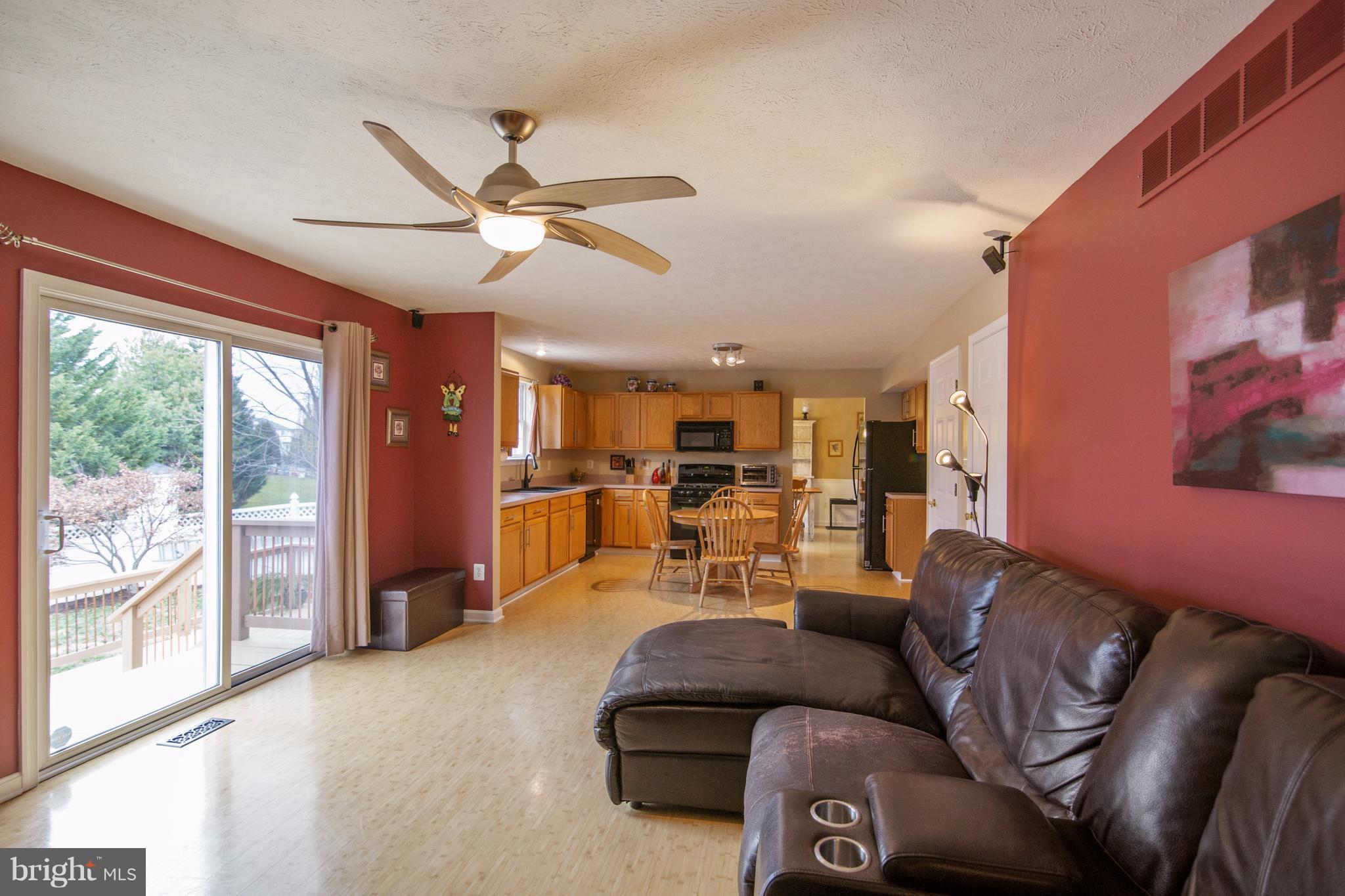 BEACHWOOD ESTATES - Residential