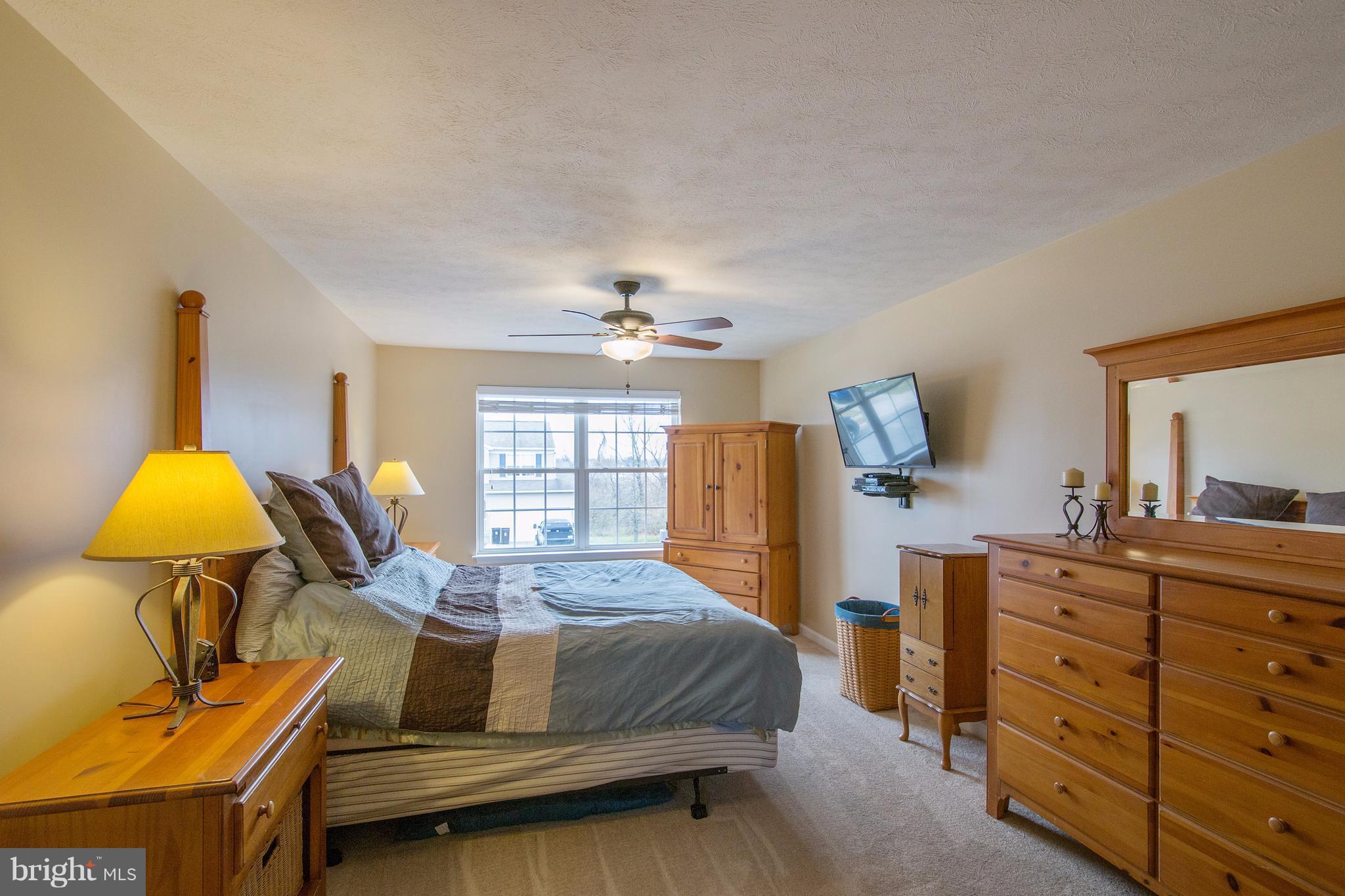 BEACHWOOD ESTATES - Residential