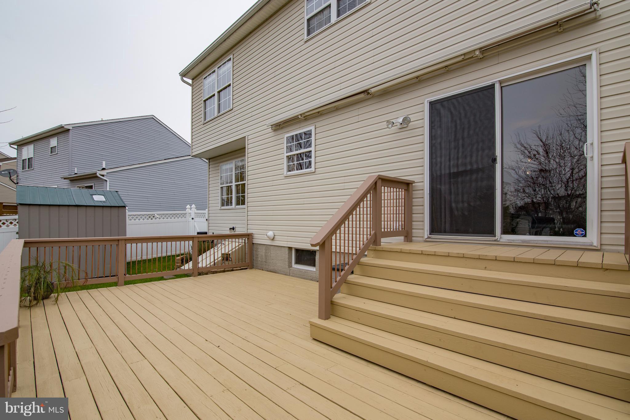 BEACHWOOD ESTATES - Residential