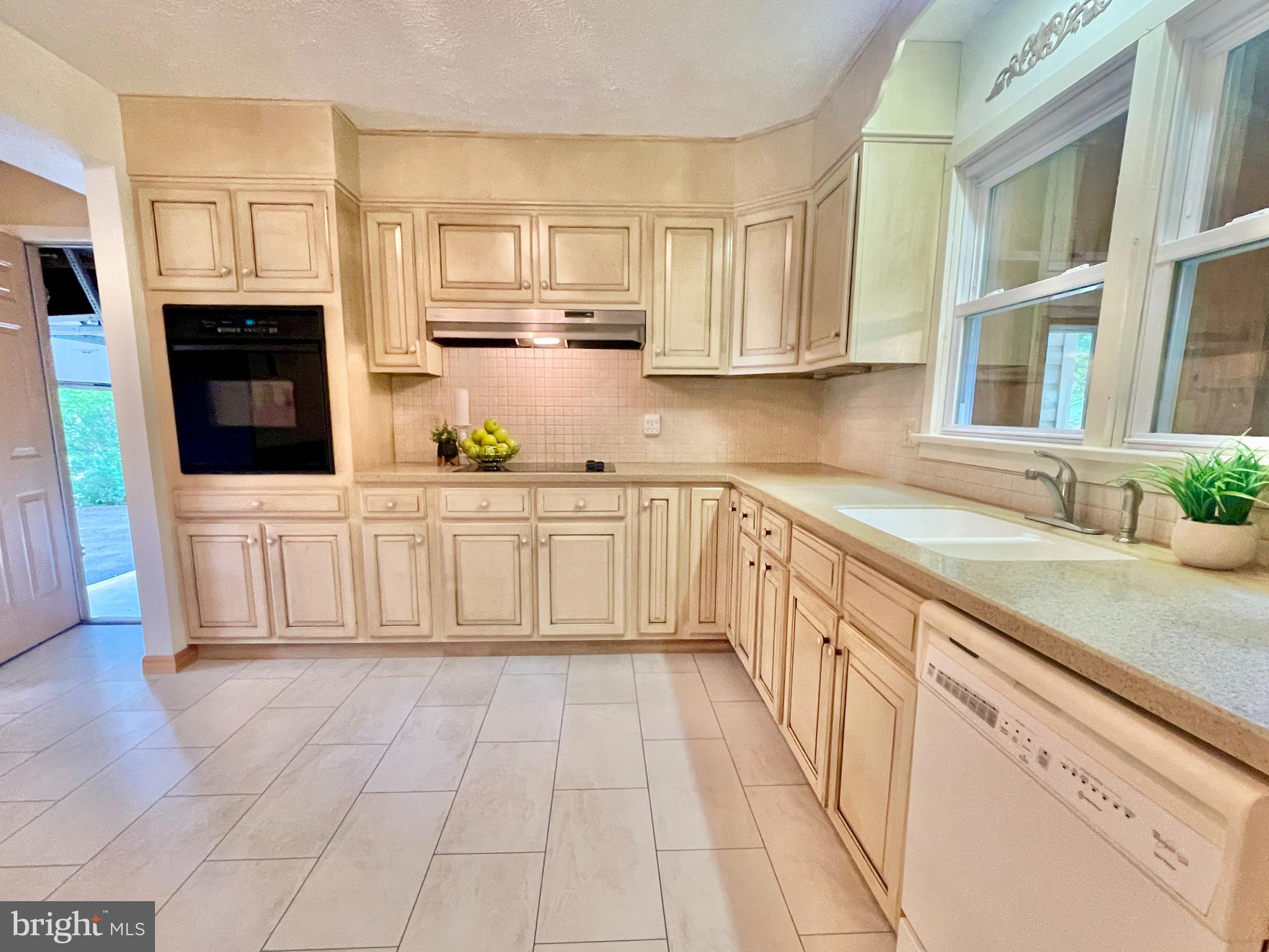 COLONY HEIGHTS - Residential