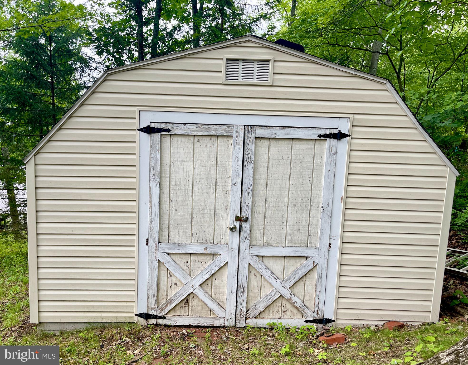 COLONY HEIGHTS - Residential