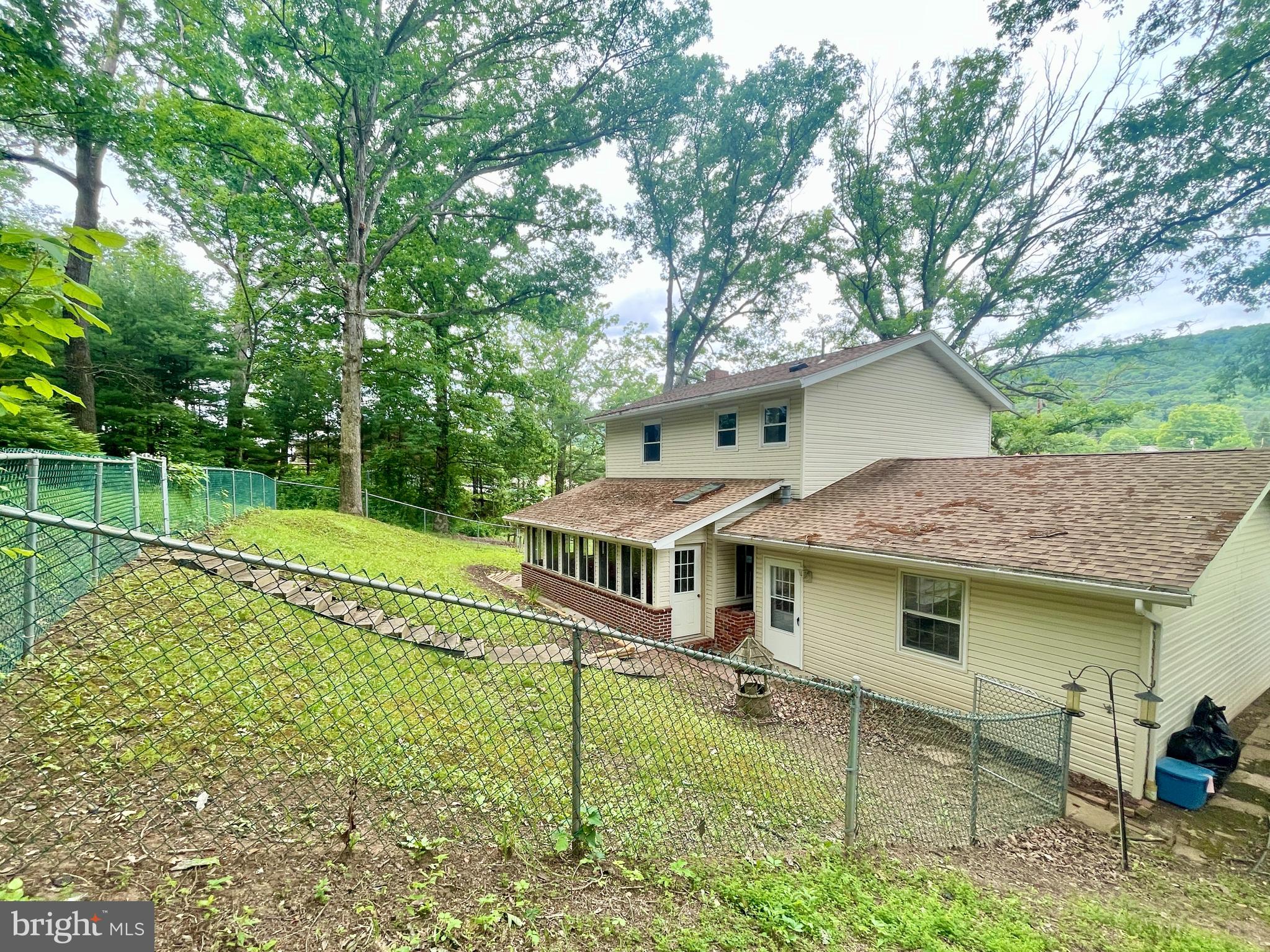 COLONY HEIGHTS - Residential