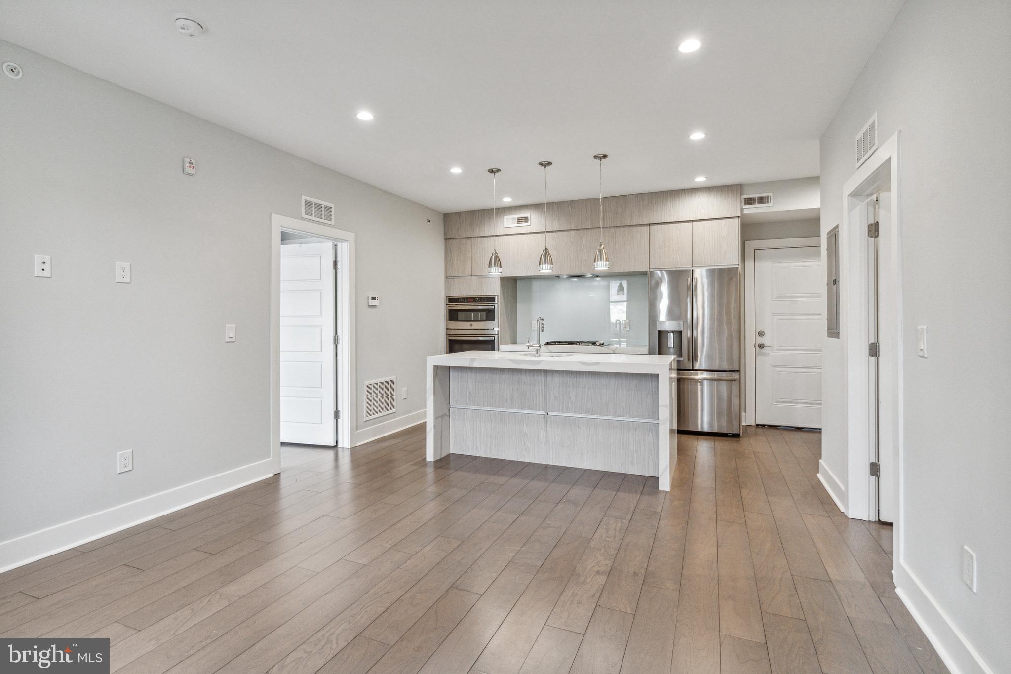 1405-21 FRANKFORD AVENUE 21 502