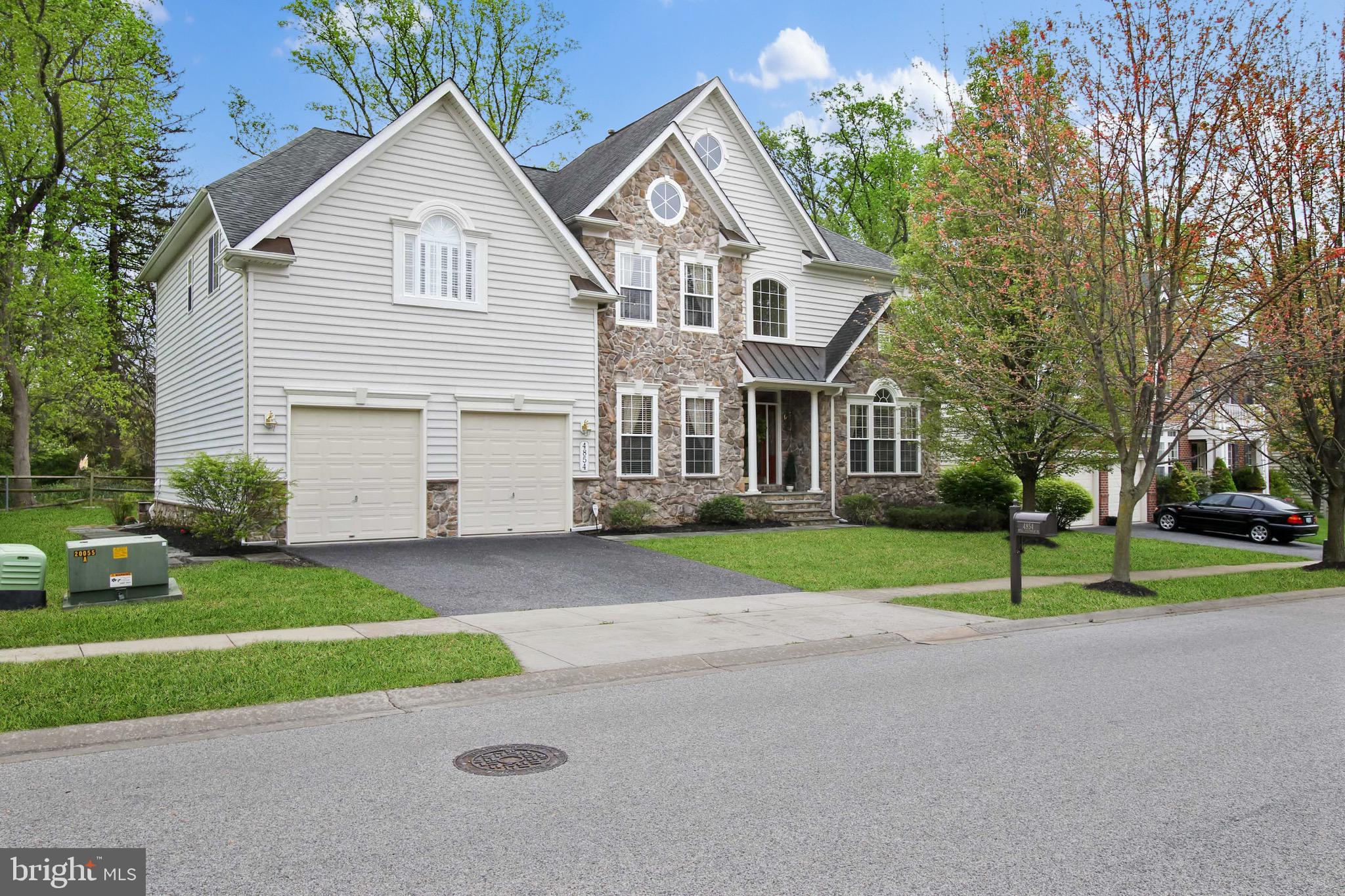 CASCADE OVERLOOK - Residential