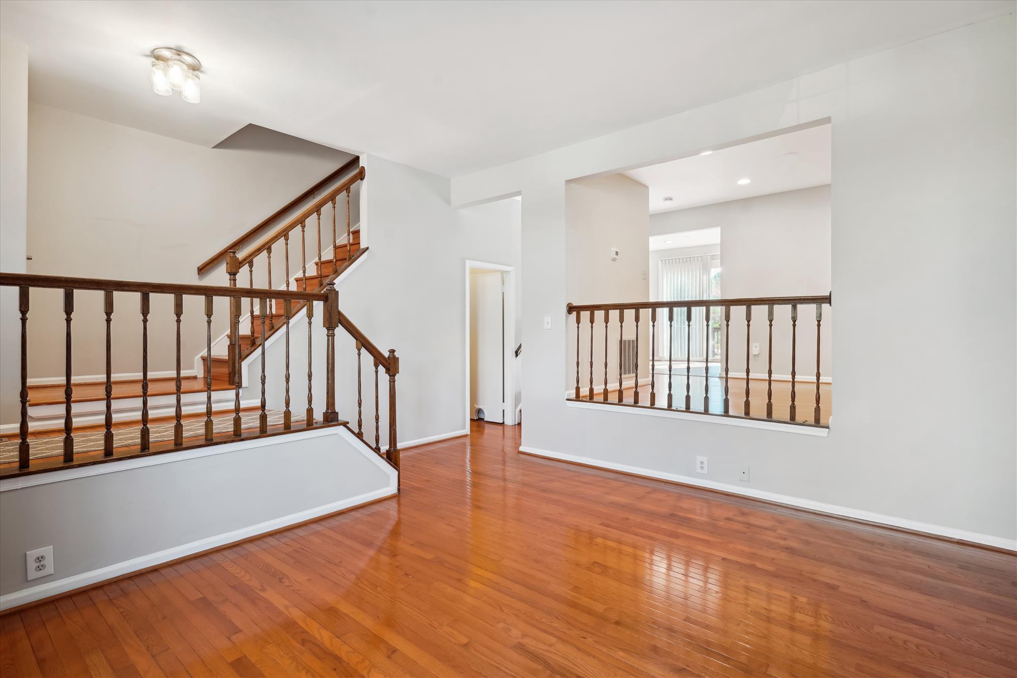 14911 FOREST LANDING CIRCLE