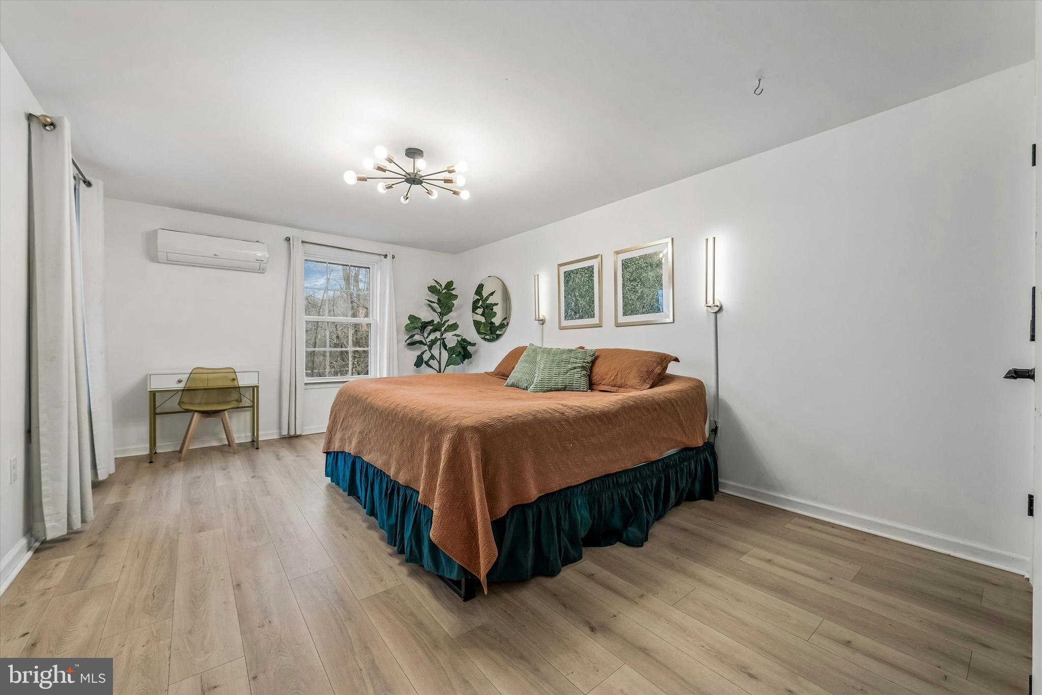 HIDDEN FOREST - Residential