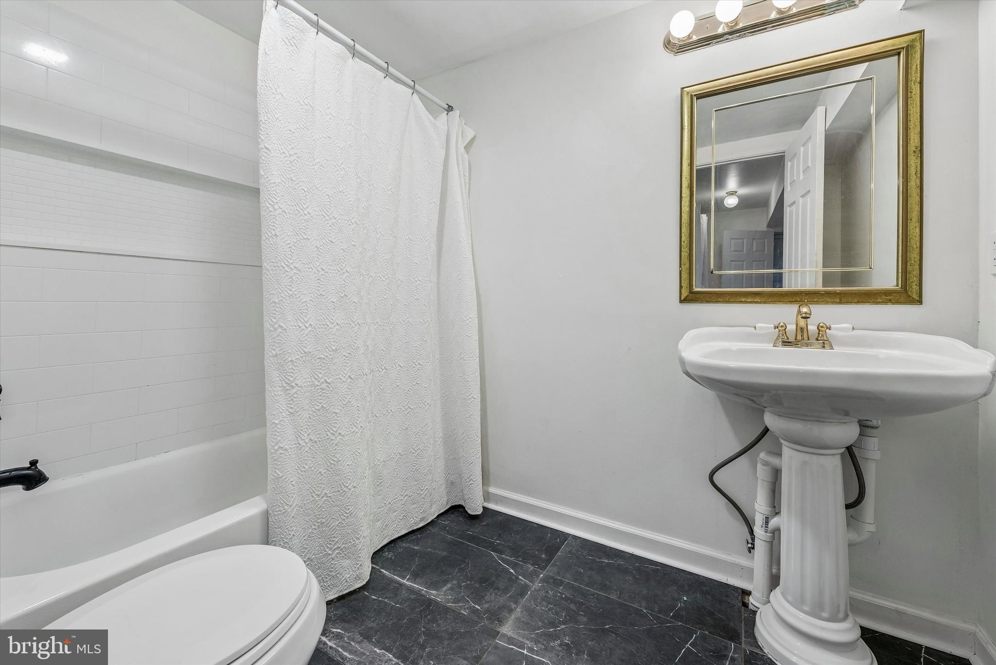 HIDDEN FOREST - Residential