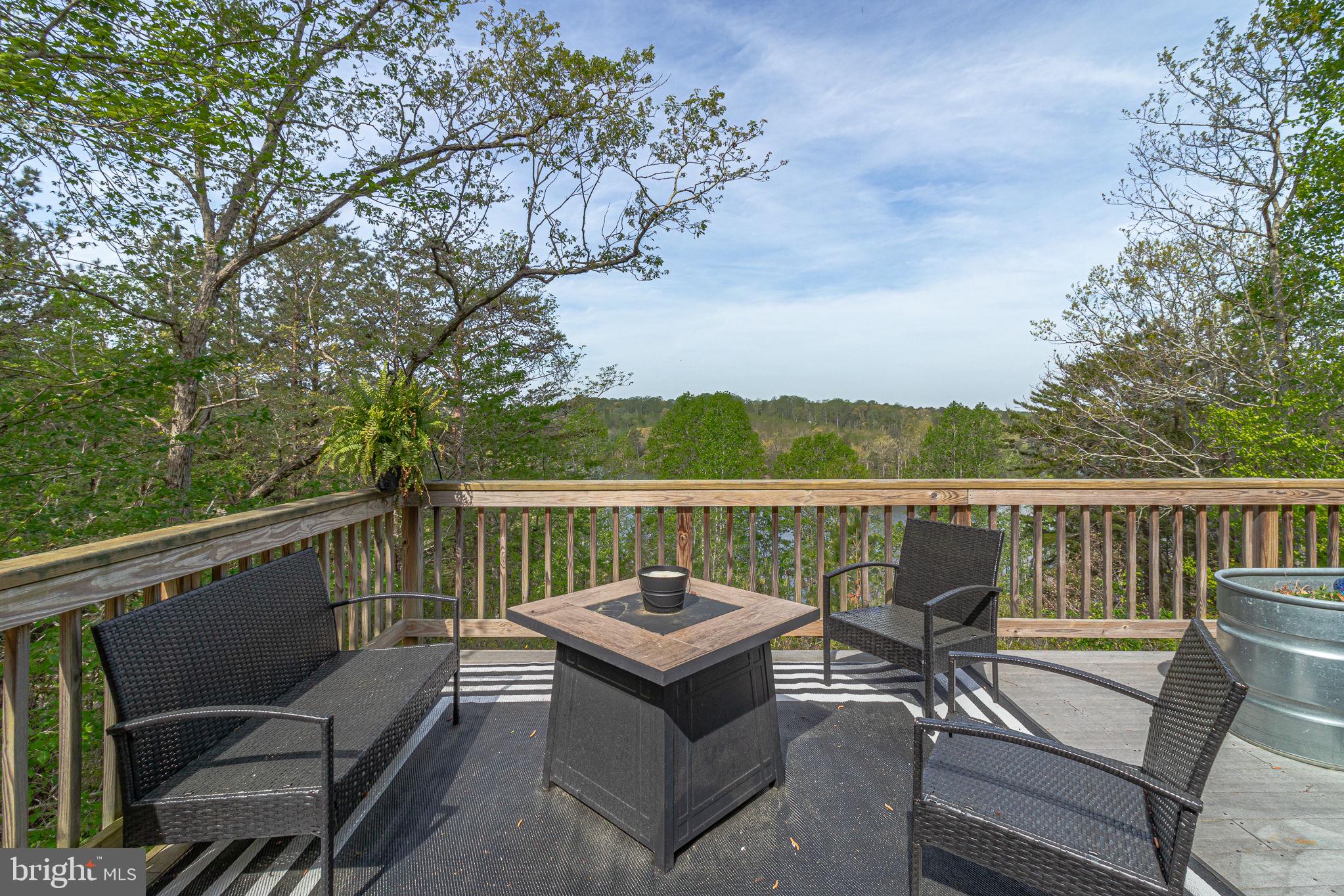 MALLARD BAY - Residential