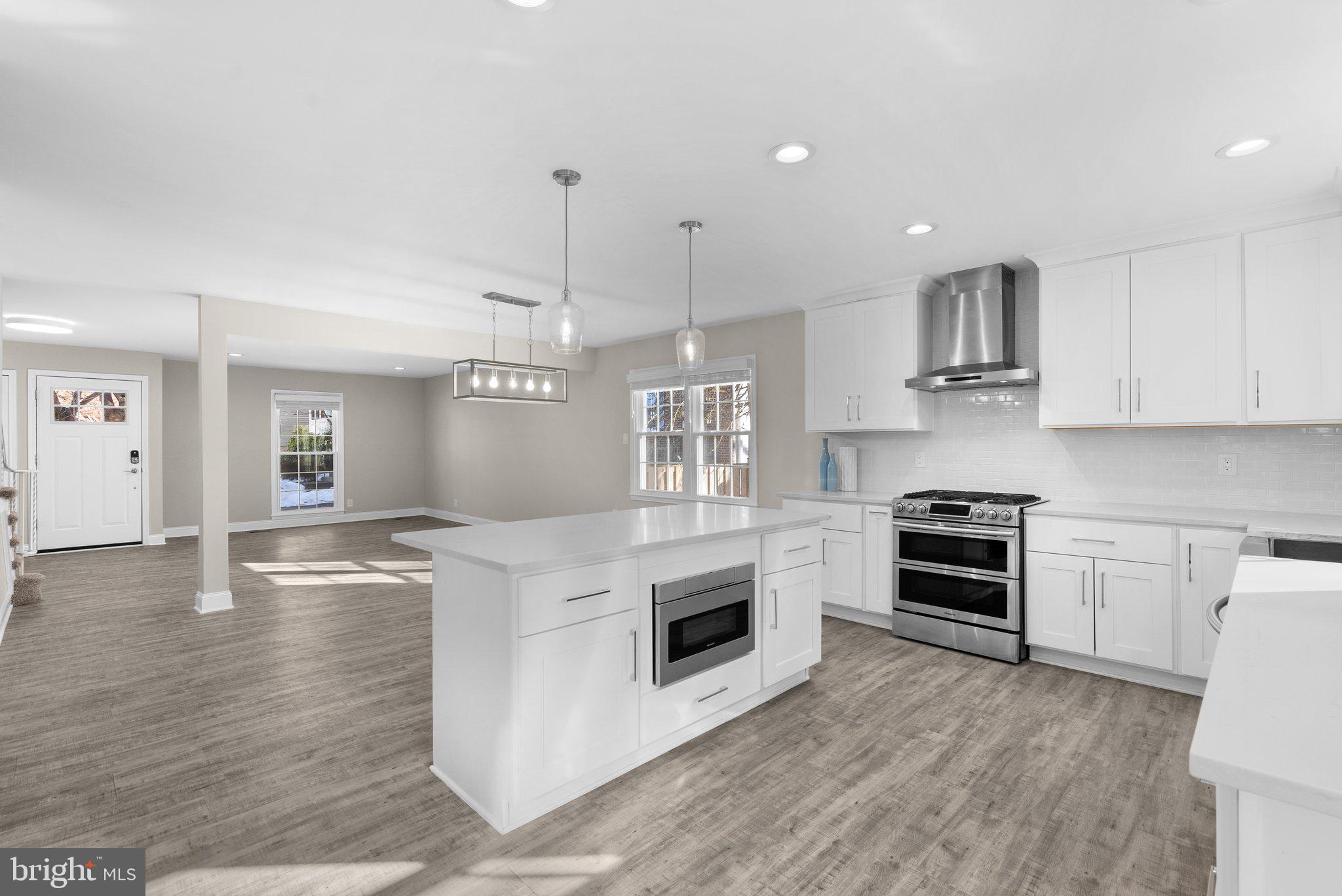 WASHINGTONIAN VILLAGE - Residential