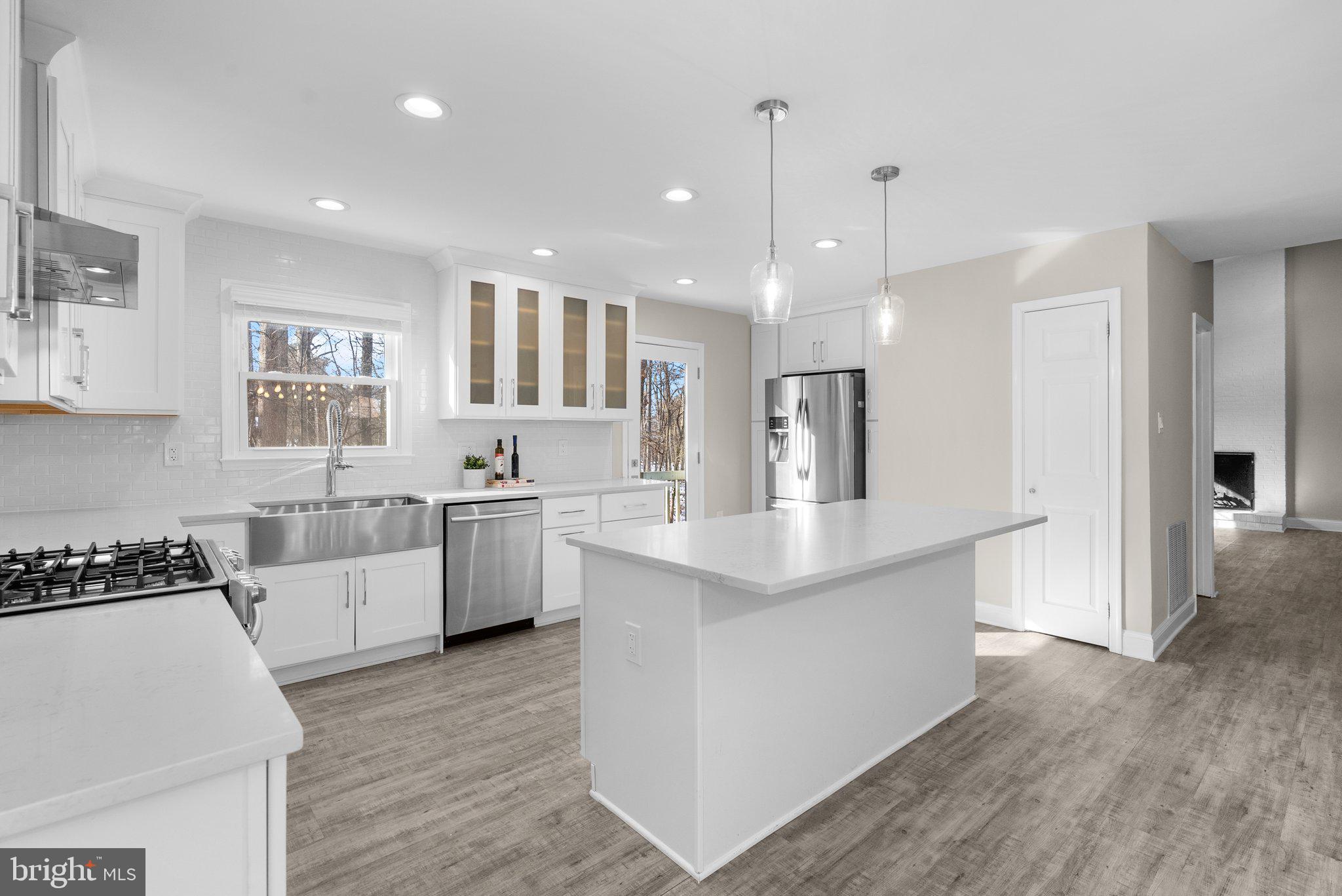 WASHINGTONIAN VILLAGE - Residential