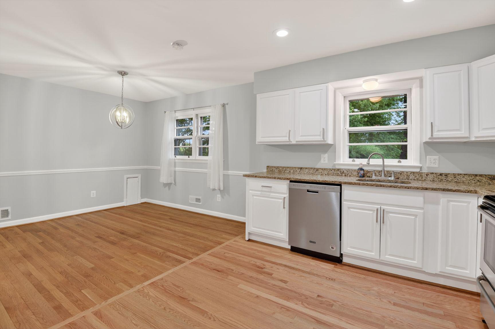 MCLEAN VILLAGE - Residential
