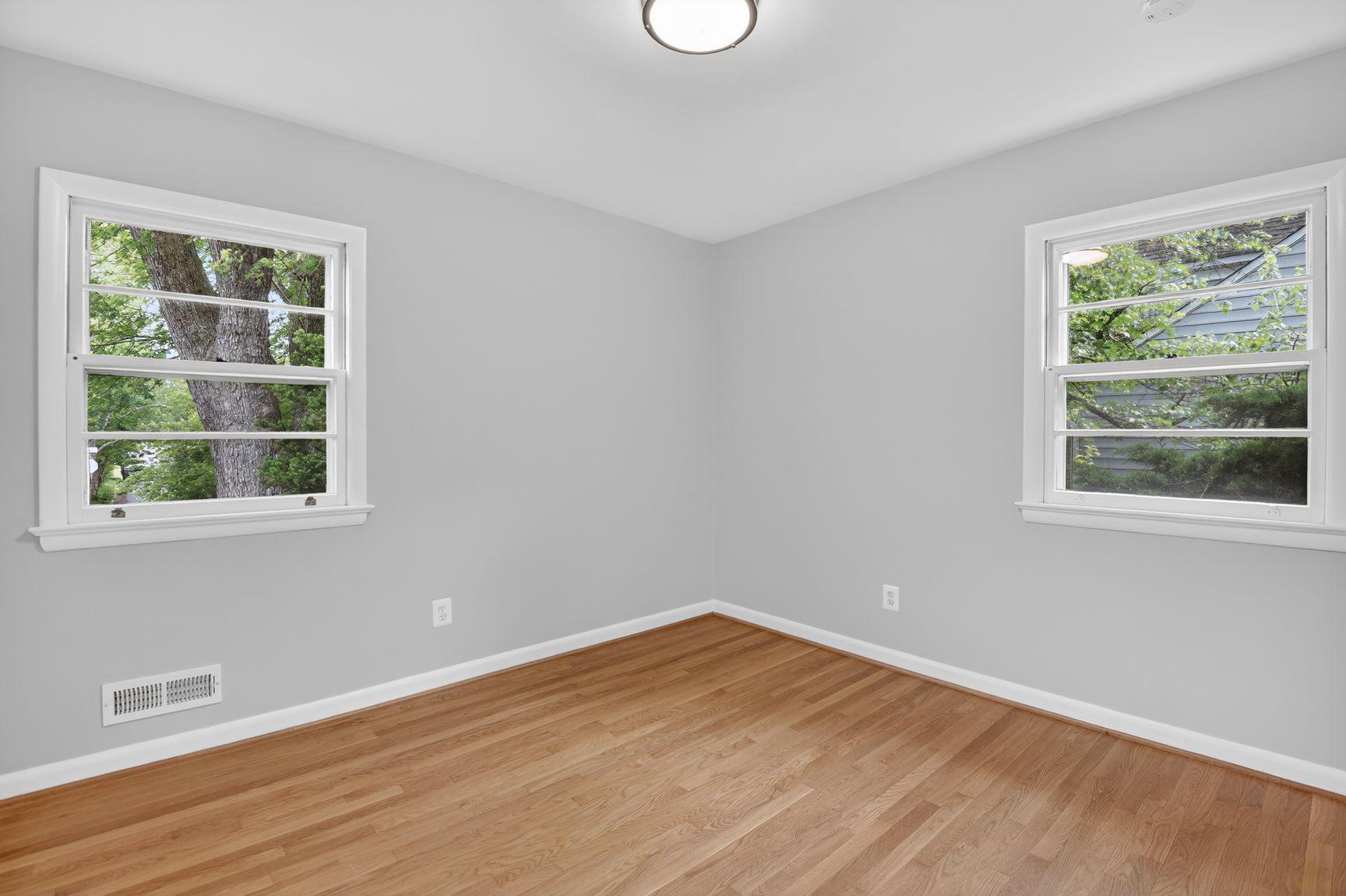 MCLEAN VILLAGE - Residential
