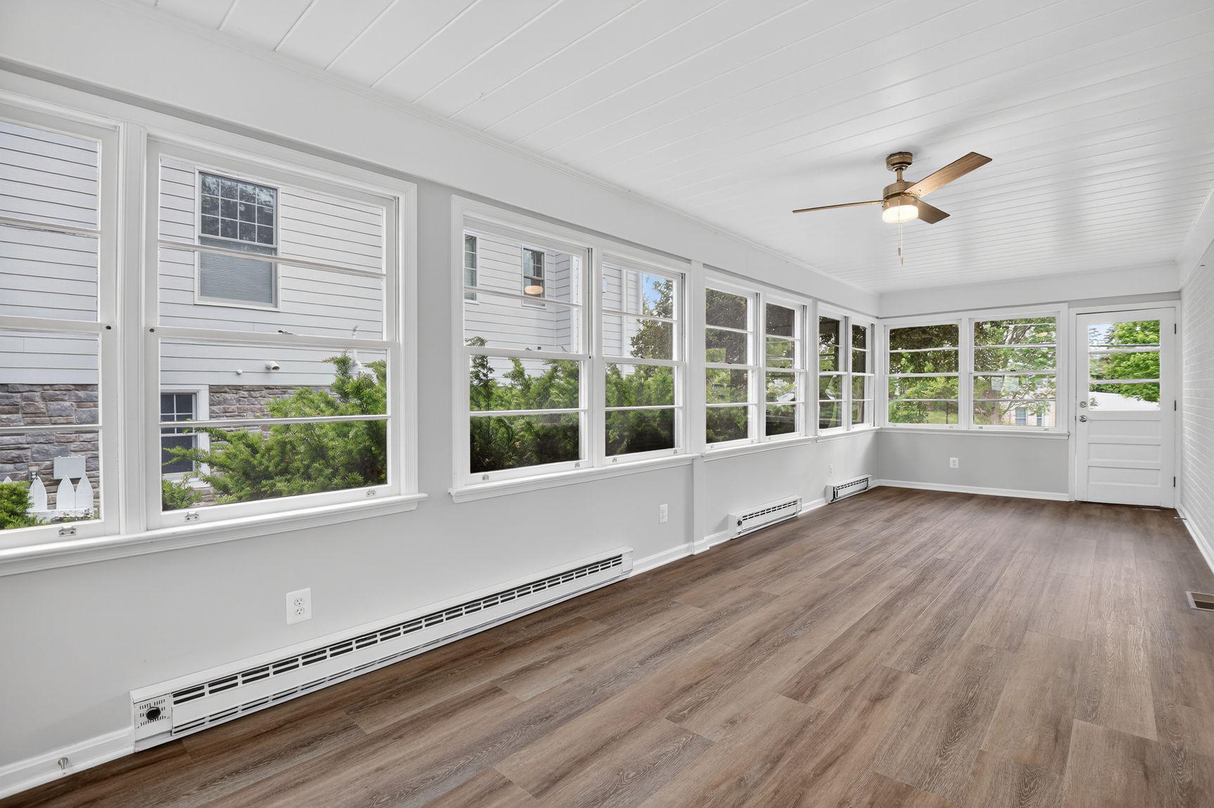 MCLEAN VILLAGE - Residential