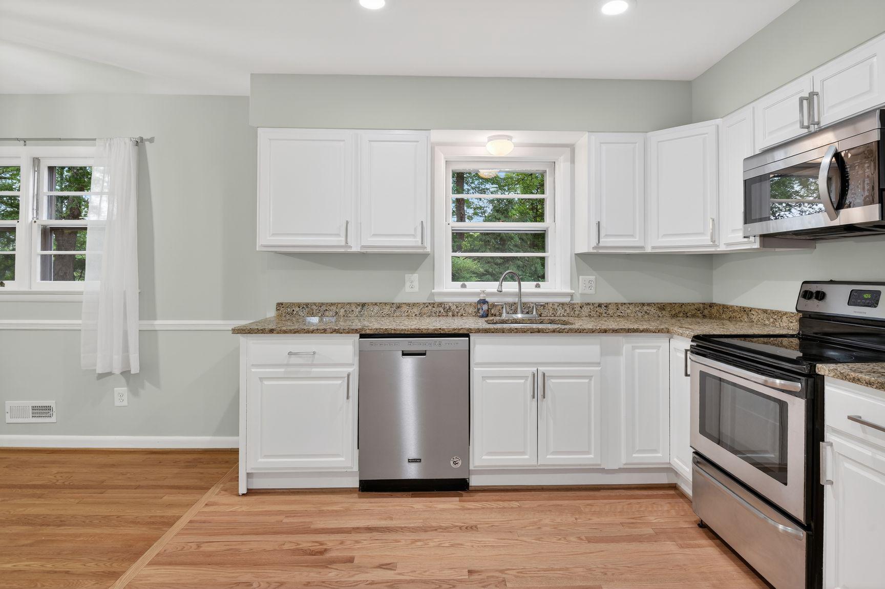 MCLEAN VILLAGE - Residential
