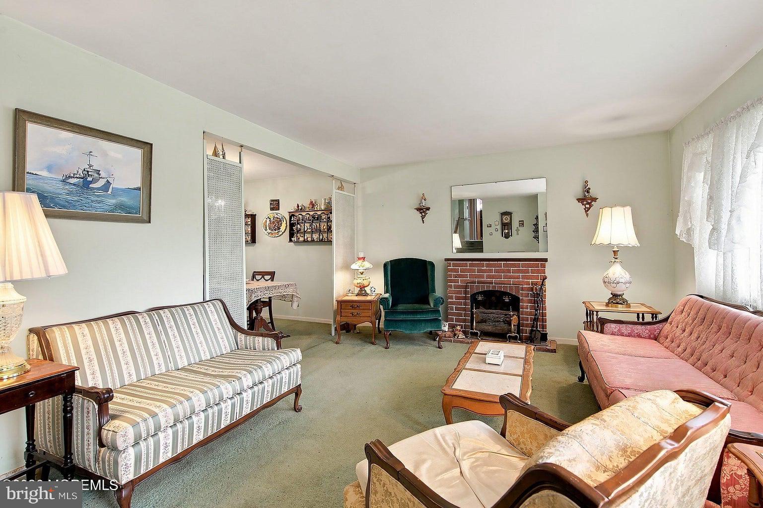 10 CAROL COURT