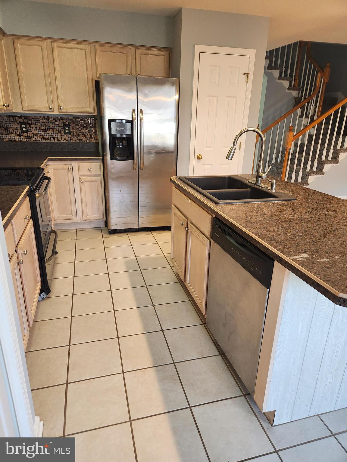 SPRING MILLS - Residential Lease