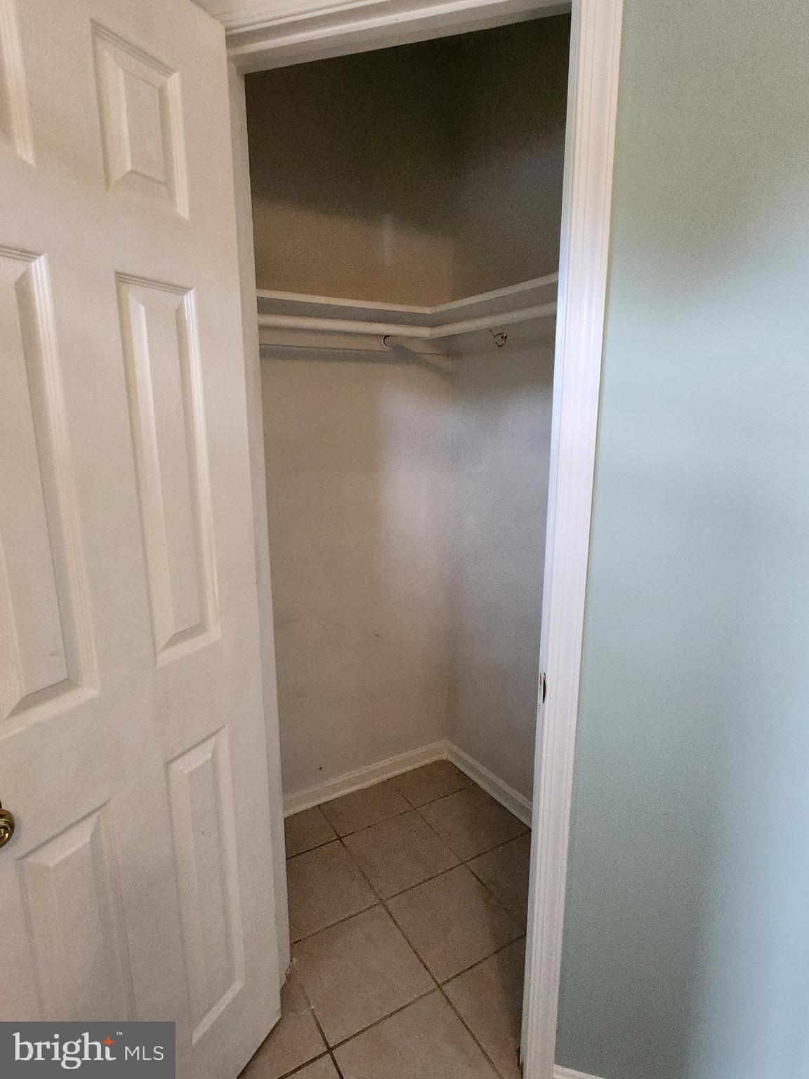 SPRING MILLS - Residential Lease