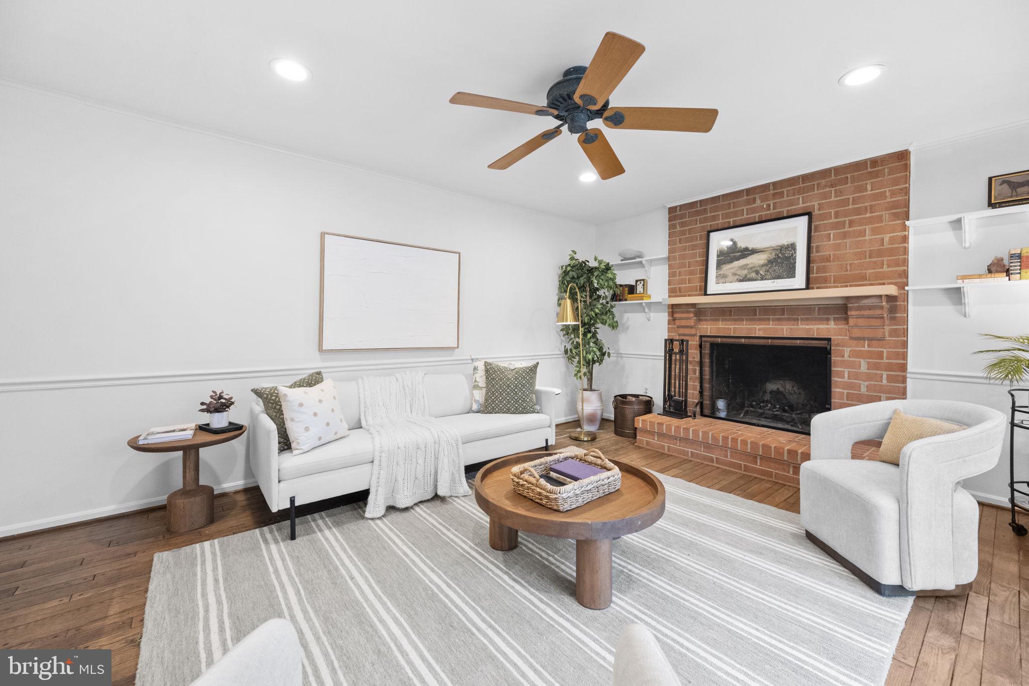 ROLLING FOREST - Residential