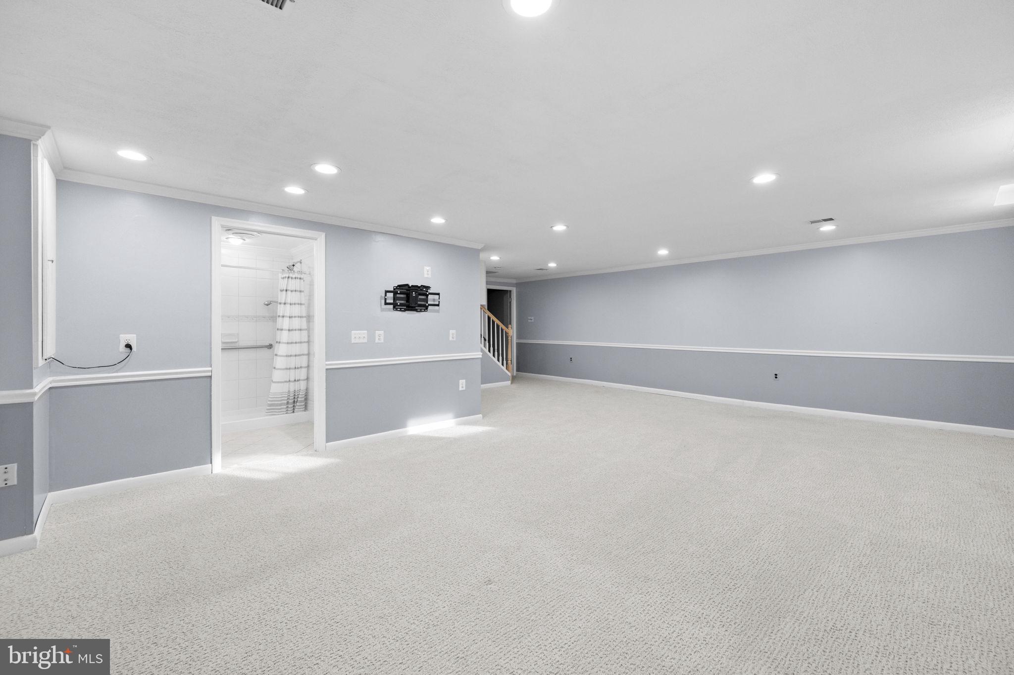 ROLLING FOREST - Residential