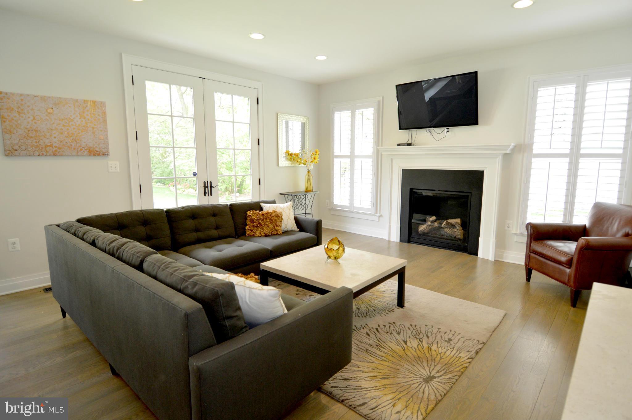 TUCKAHOE VILLAGE - Residential