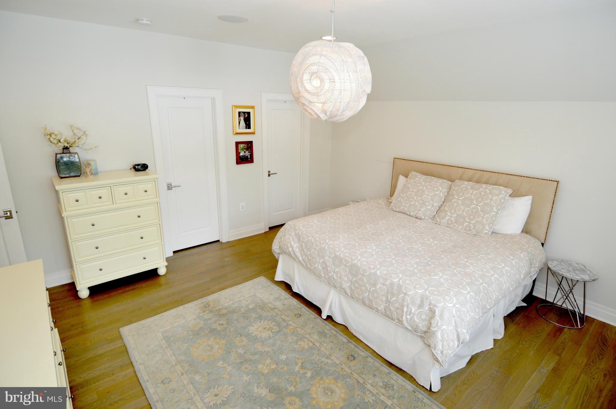 TUCKAHOE VILLAGE - Residential