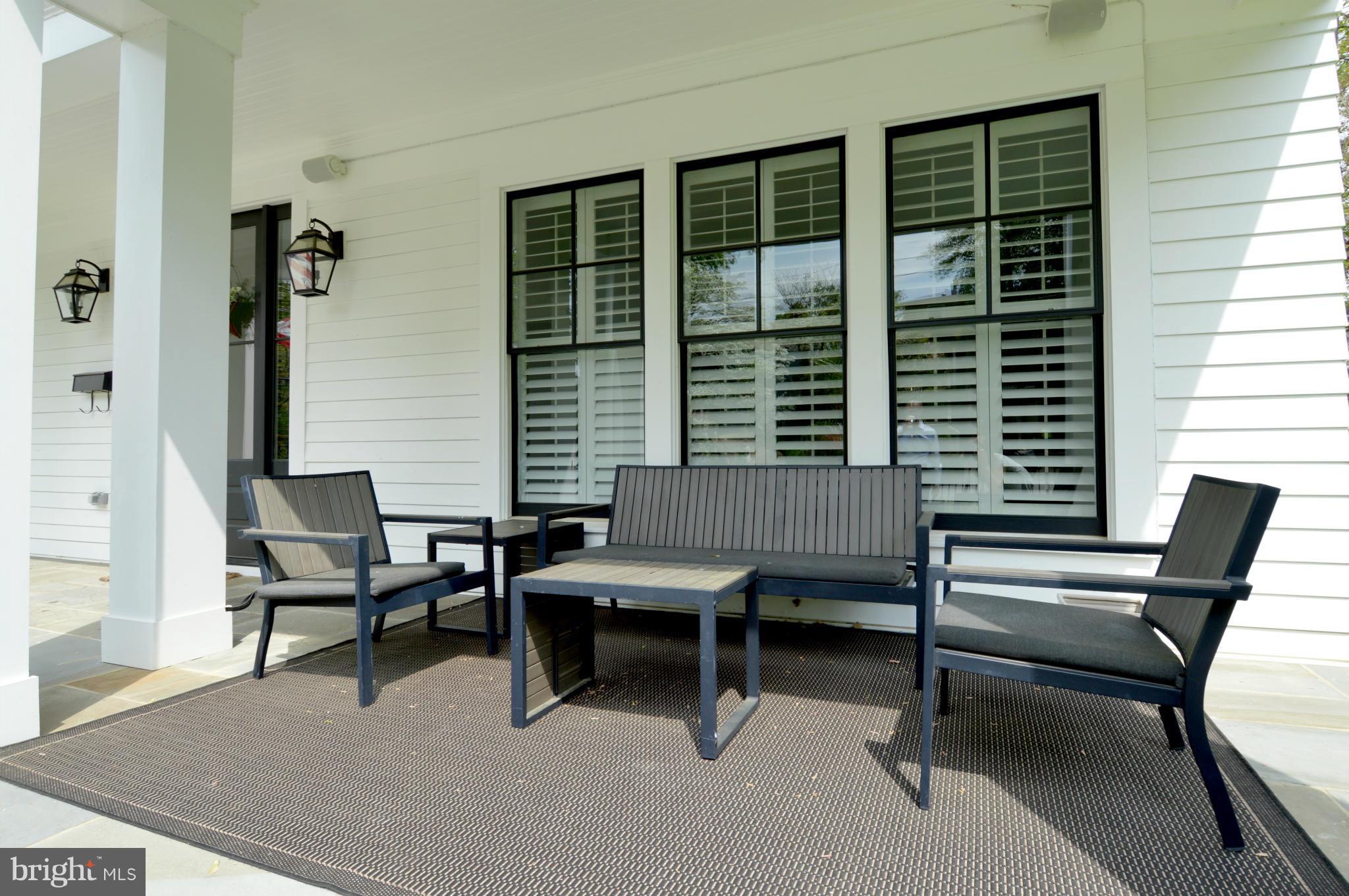 TUCKAHOE VILLAGE - Residential