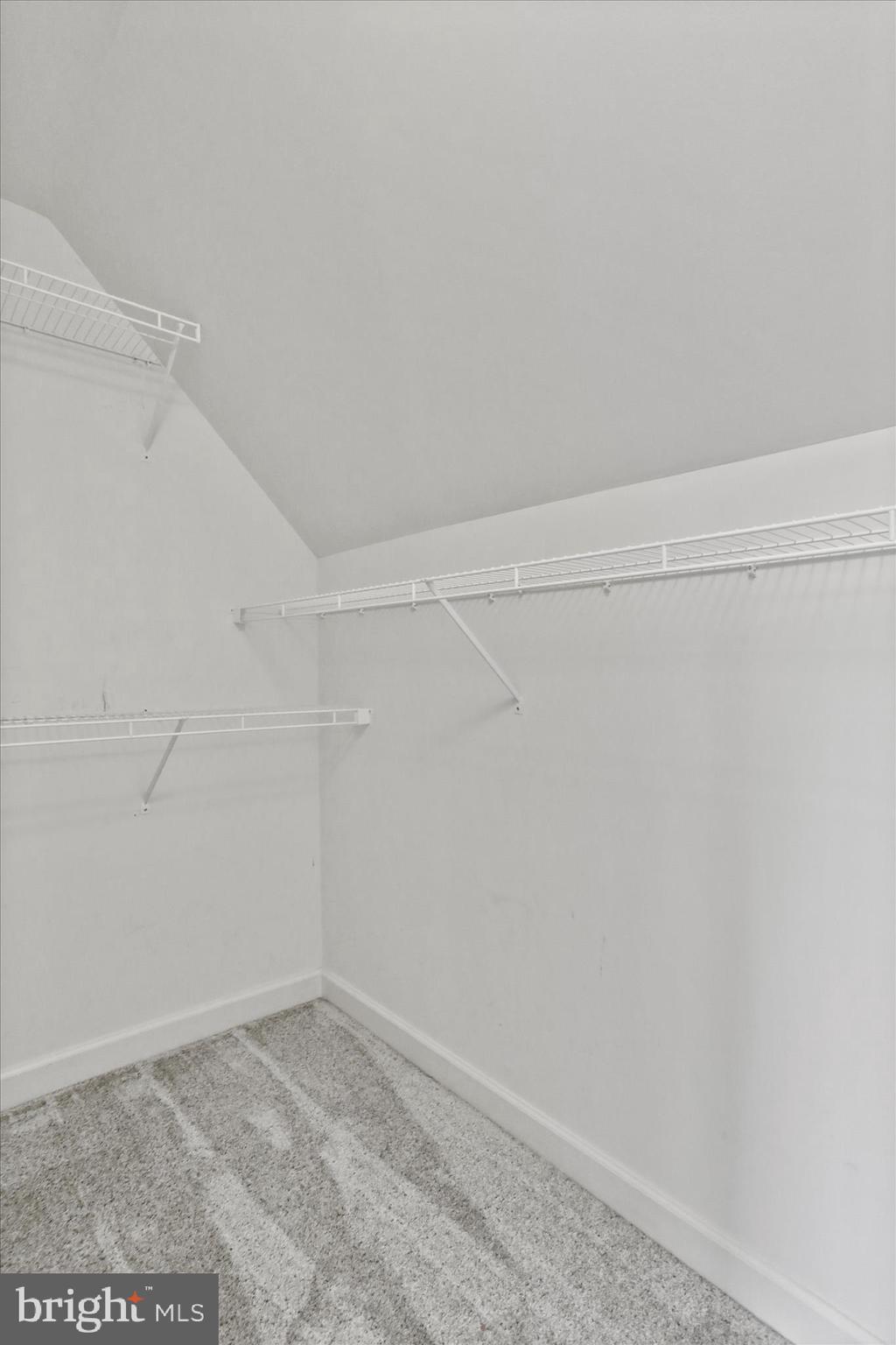 ELMWOOD FARM - Residential