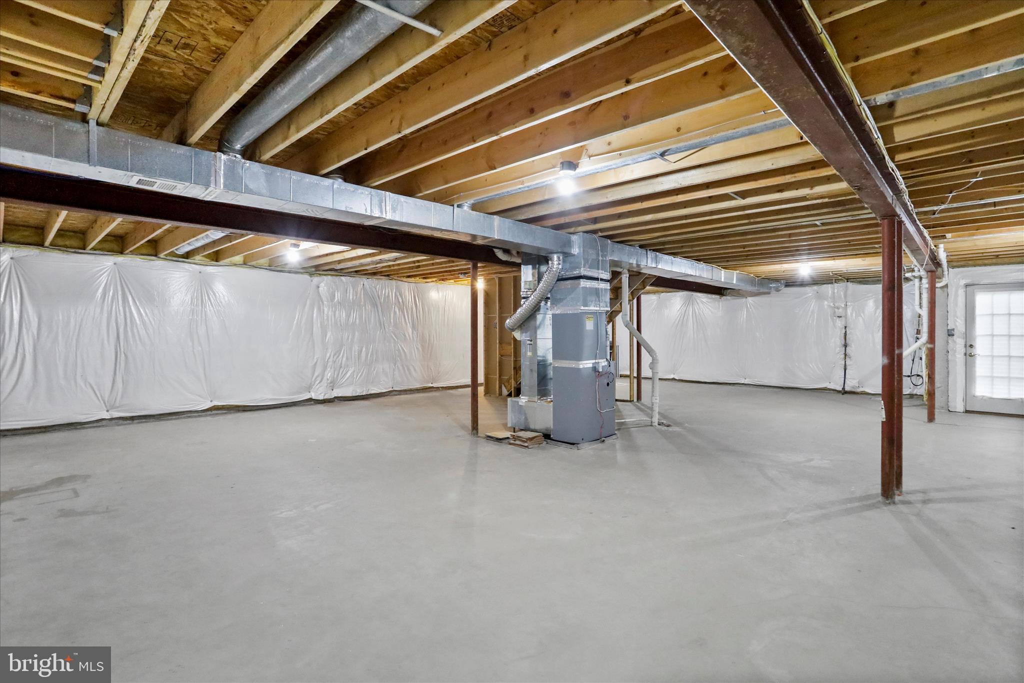 ELMWOOD FARM - Residential