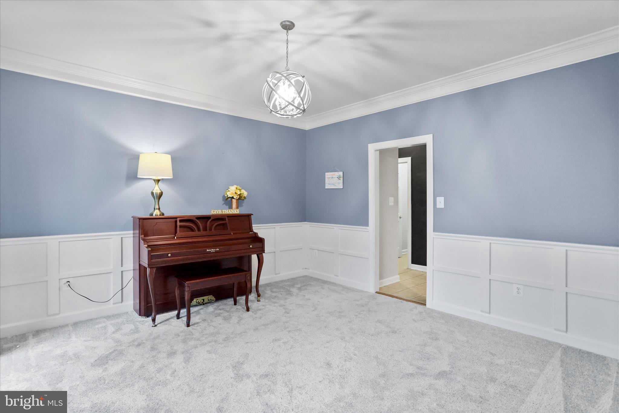 ELMWOOD FARM - Residential