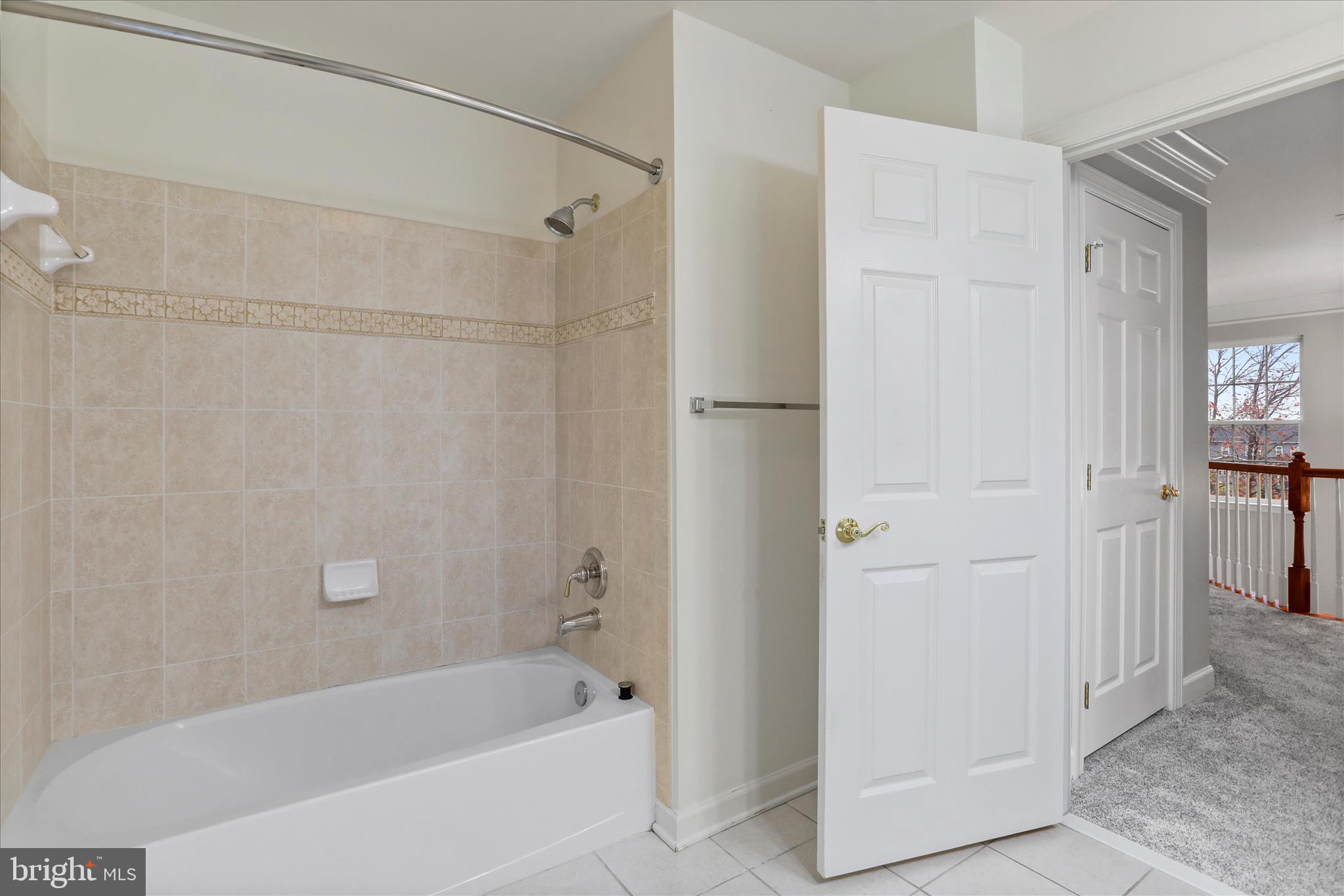 ELMWOOD FARM - Residential